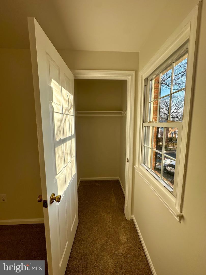 13195 PUTNAM CIR, WOODBRIDGE, Virginia 22191, 3 Bedrooms Bedrooms, 3 Rooms Rooms,3 BathroomsBathrooms,Residential,For sale,13195 PUTNAM CIR,VAPW2110722 MLS # VAPW2110722