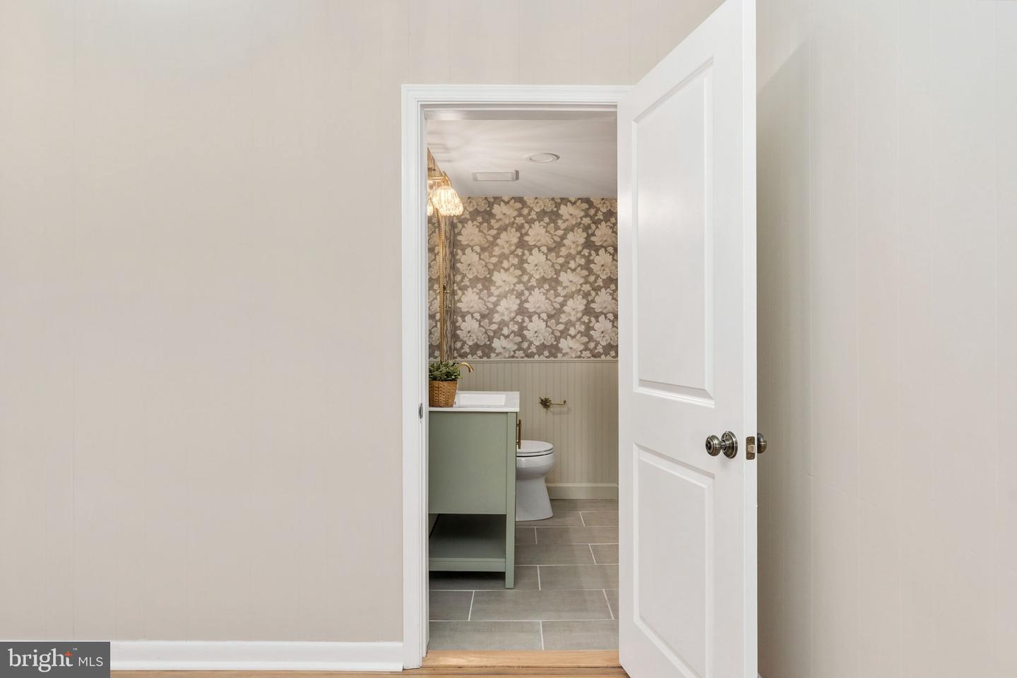 1315 CHARLES ST, FREDERICKSBURG, Virginia 22401, 3 Bedrooms Bedrooms, ,1 BathroomBathrooms,Residential,For sale,1315 CHARLES ST,VAFB2009538 MLS # VAFB2009538