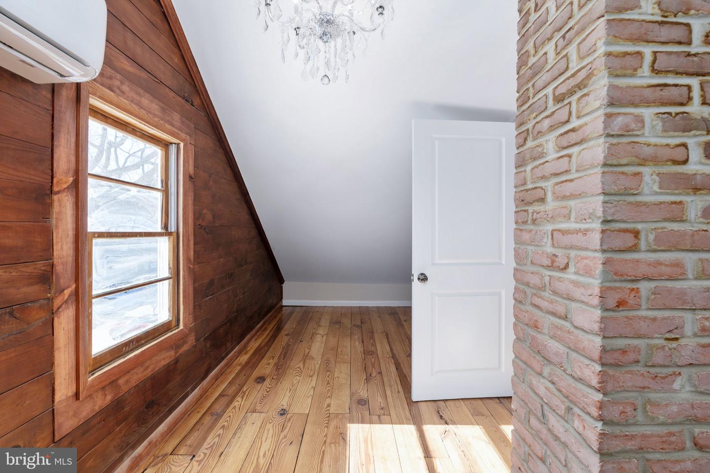 1315 CHARLES ST, FREDERICKSBURG, Virginia 22401, 3 Bedrooms Bedrooms, ,1 BathroomBathrooms,Residential,For sale,1315 CHARLES ST,VAFB2009538 MLS # VAFB2009538