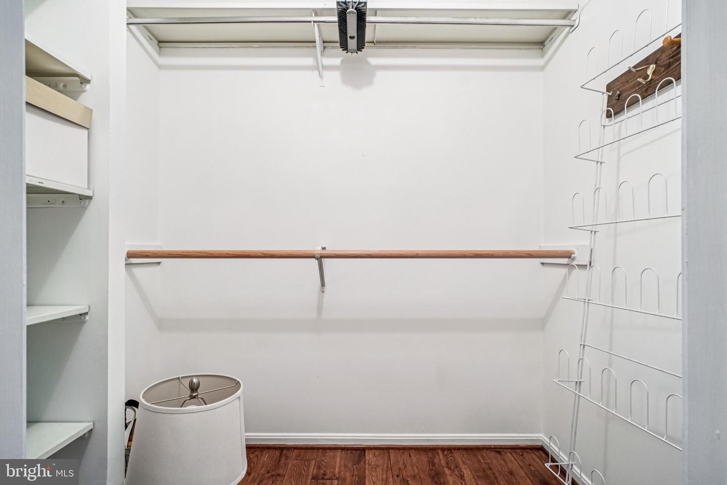 2201 MCLEAN PARK RD, FALLS CHURCH, Virginia 22043, 3 Bedrooms Bedrooms, 8 Rooms Rooms,Residential,For sale,2201 MCLEAN PARK RD,VAFX2286568 MLS # VAFX2286568