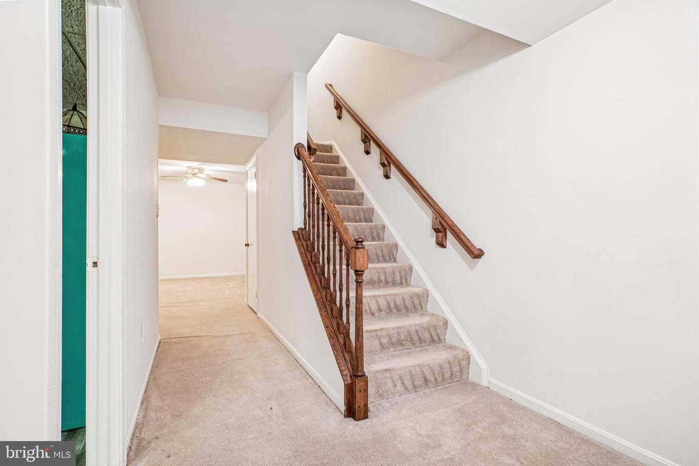 2201 MCLEAN PARK RD, FALLS CHURCH, Virginia 22043, 3 Bedrooms Bedrooms, 8 Rooms Rooms,Residential,For sale,2201 MCLEAN PARK RD,VAFX2286568 MLS # VAFX2286568