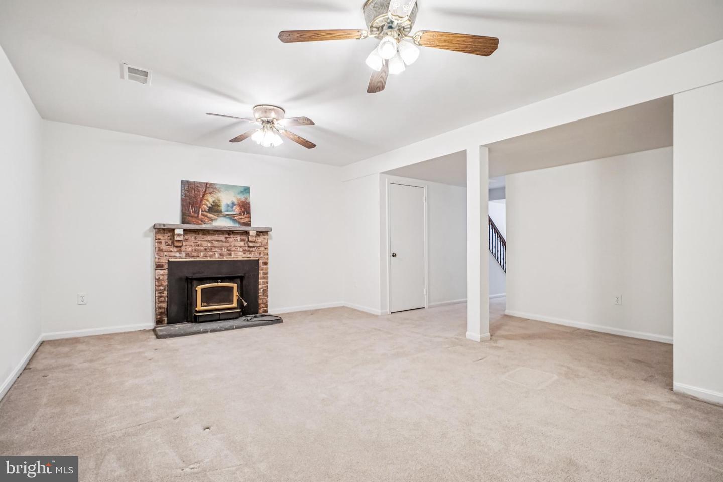 2201 MCLEAN PARK RD, FALLS CHURCH, Virginia 22043, 3 Bedrooms Bedrooms, 8 Rooms Rooms,Residential,For sale,2201 MCLEAN PARK RD,VAFX2286568 MLS # VAFX2286568