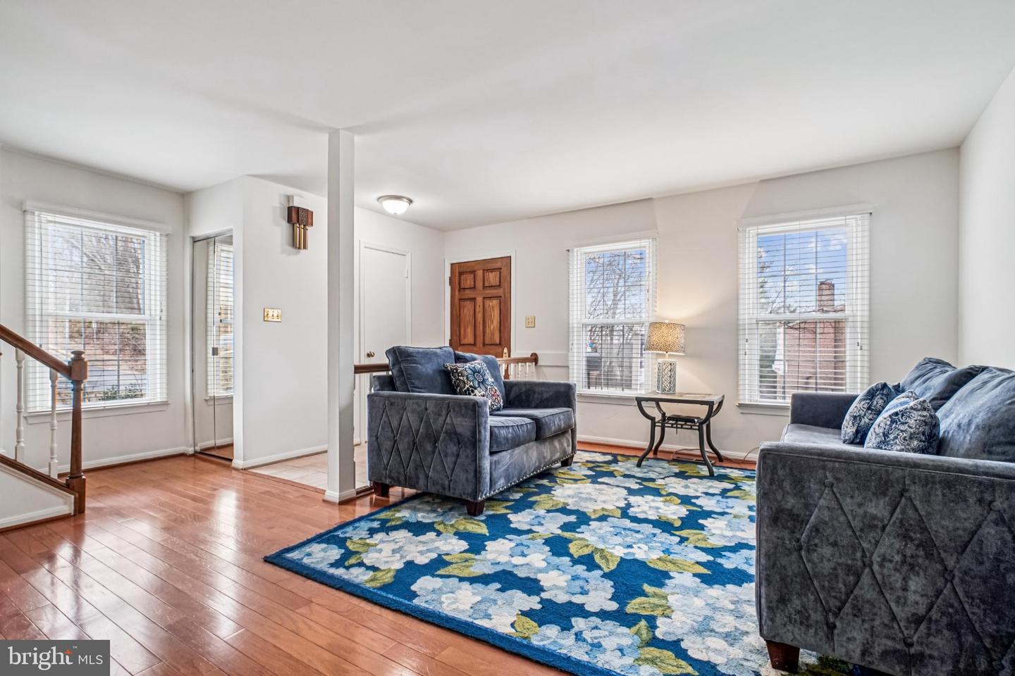 2201 MCLEAN PARK RD, FALLS CHURCH, Virginia 22043, 3 Bedrooms Bedrooms, 8 Rooms Rooms,Residential,For sale,2201 MCLEAN PARK RD,VAFX2286568 MLS # VAFX2286568