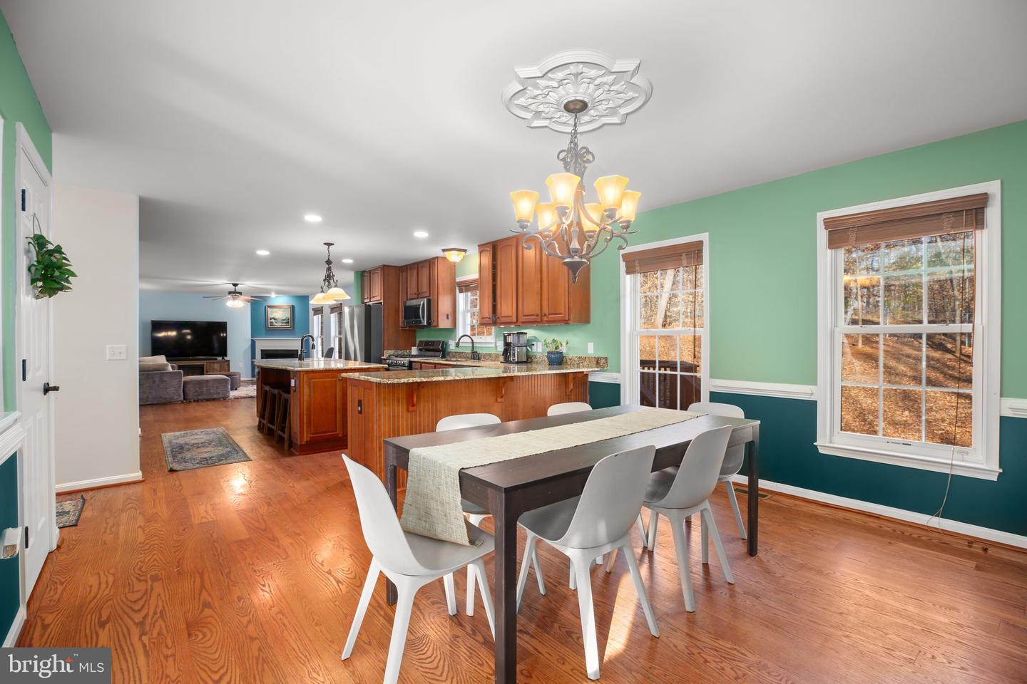 42 KINSLEY LN, FREDERICKSBURG, Virginia 22406, 5 Bedrooms Bedrooms, ,3 BathroomsBathrooms,Residential,For sale,42 KINSLEY LN,VAST2045374 MLS # VAST2045374