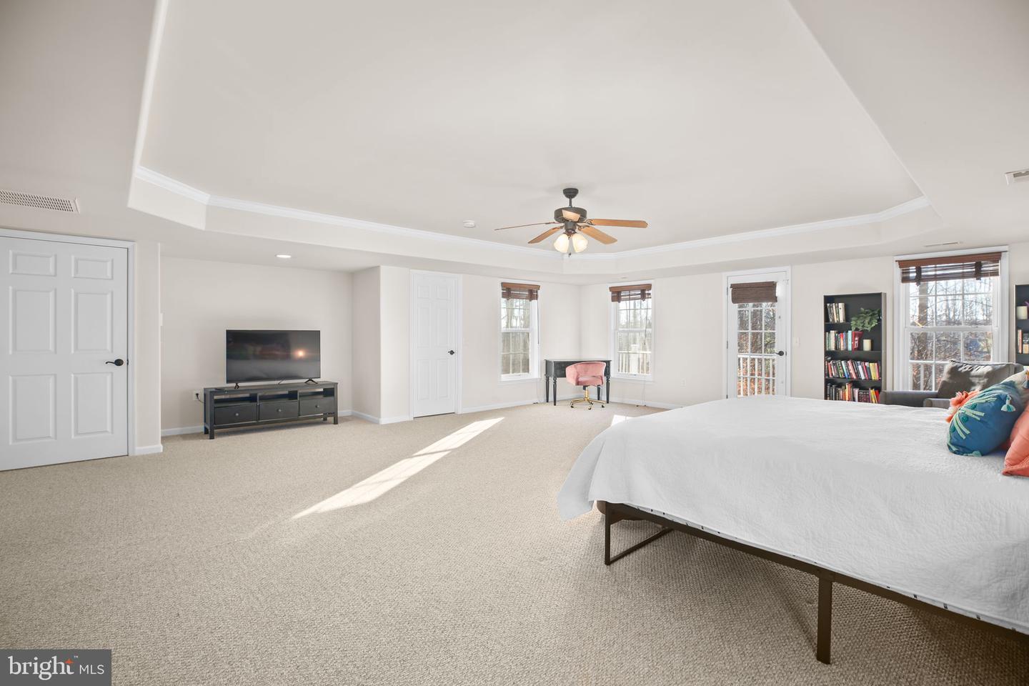 42 KINSLEY LN, FREDERICKSBURG, Virginia 22406, 5 Bedrooms Bedrooms, ,3 BathroomsBathrooms,Residential,For sale,42 KINSLEY LN,VAST2045374 MLS # VAST2045374