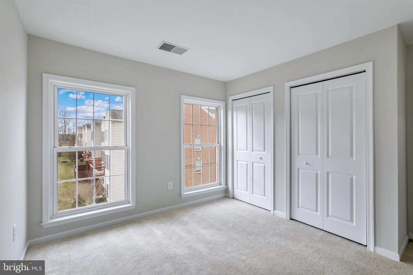 4565 GOSSAMER WAY, FAIRFAX, Virginia 22033, 3 Bedrooms Bedrooms, ,3 BathroomsBathrooms,Residential,For sale,4565 GOSSAMER WAY,VAFX2286616 MLS # VAFX2286616