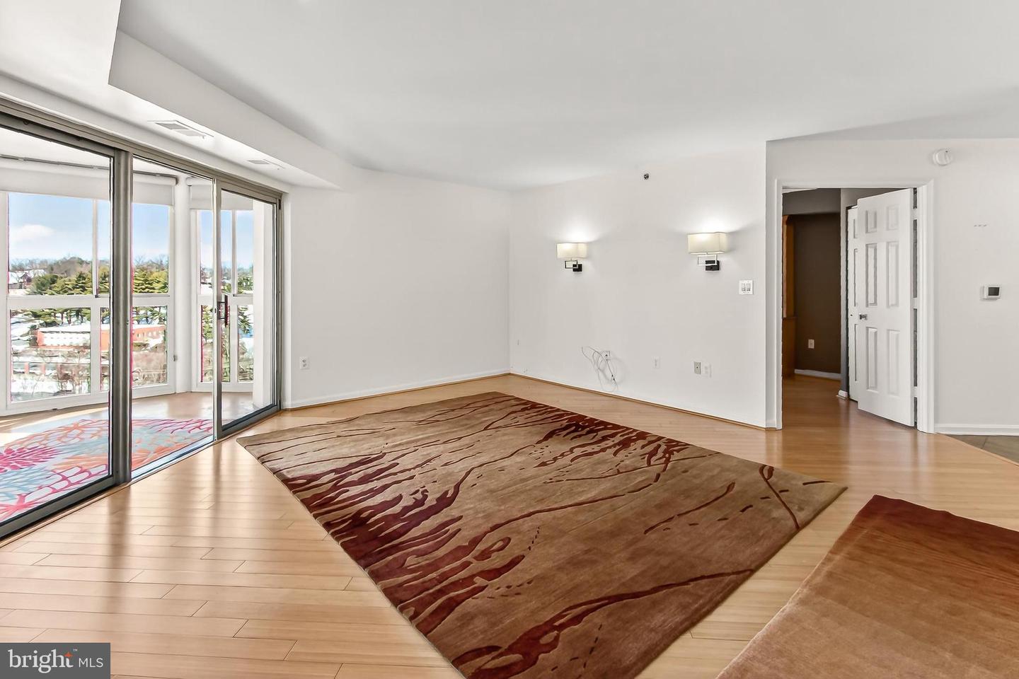 2121 JAMIESON AVE #1103, ALEXANDRIA, Virginia 22314, 3 Bedrooms Bedrooms, ,2 BathroomsBathrooms,Residential,For sale,2121 JAMIESON AVE #1103,VAAX2053362 MLS # VAAX2053362