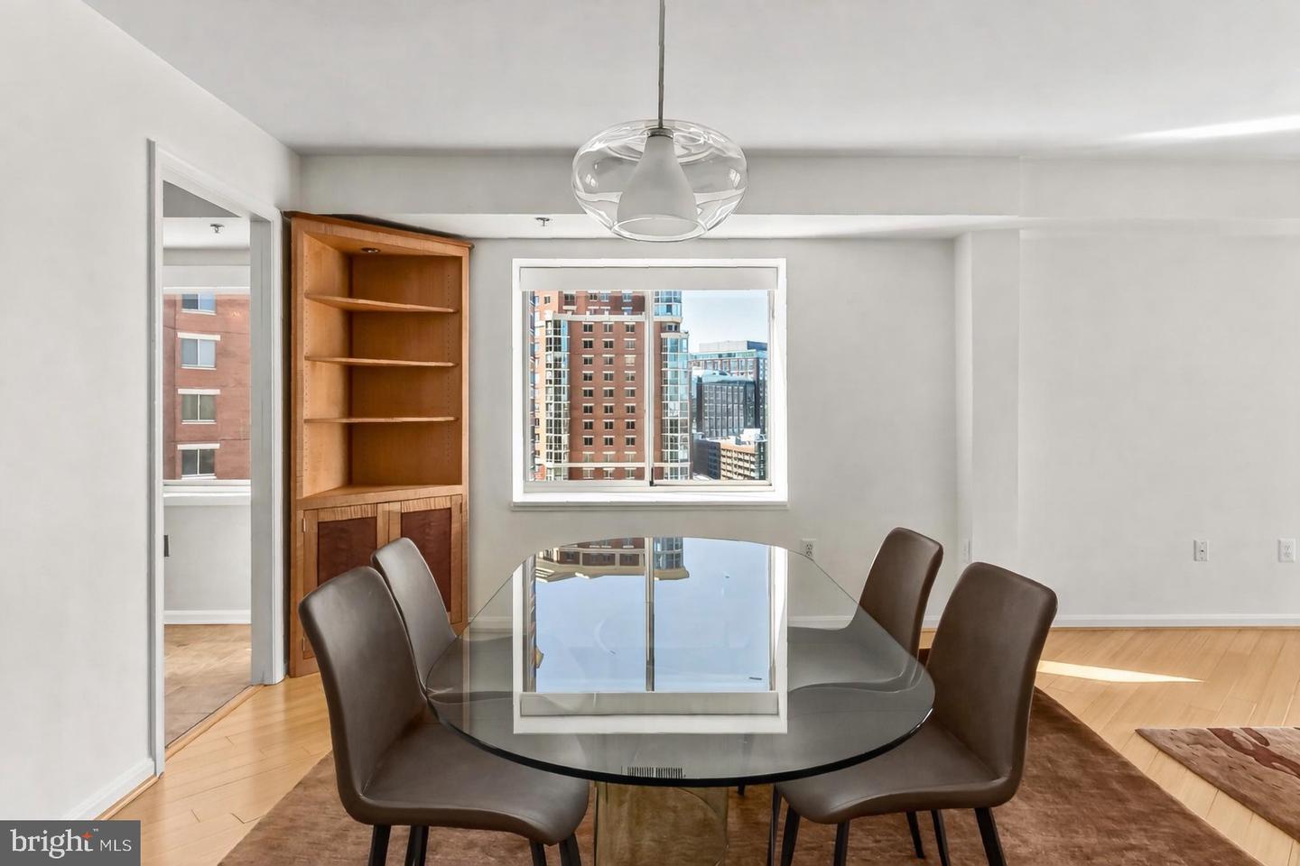 2121 JAMIESON AVE #1103, ALEXANDRIA, Virginia 22314, 3 Bedrooms Bedrooms, ,2 BathroomsBathrooms,Residential,For sale,2121 JAMIESON AVE #1103,VAAX2053362 MLS # VAAX2053362