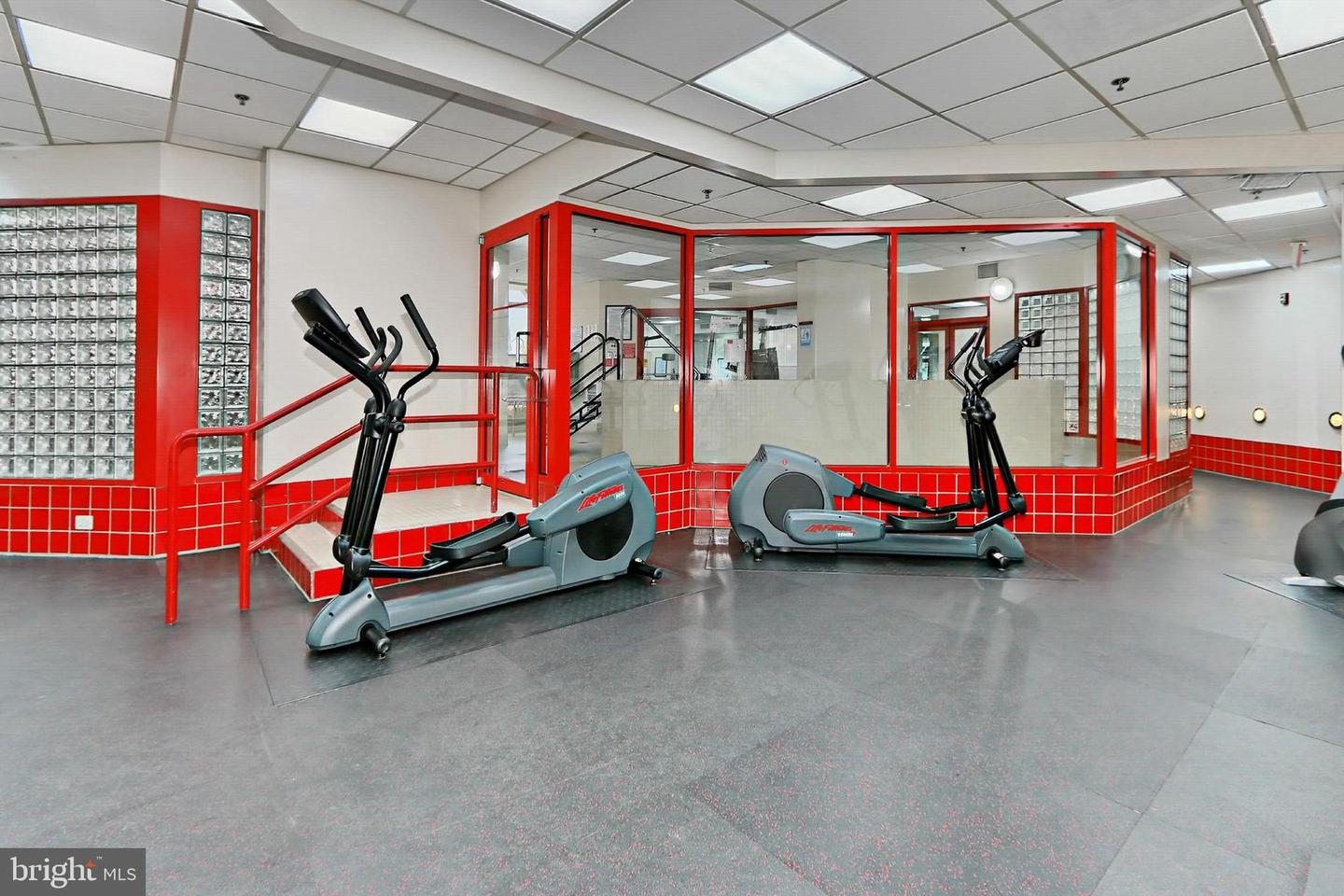 2121 JAMIESON AVE #1103, ALEXANDRIA, Virginia 22314, 3 Bedrooms Bedrooms, ,2 BathroomsBathrooms,Residential,For sale,2121 JAMIESON AVE #1103,VAAX2053362 MLS # VAAX2053362