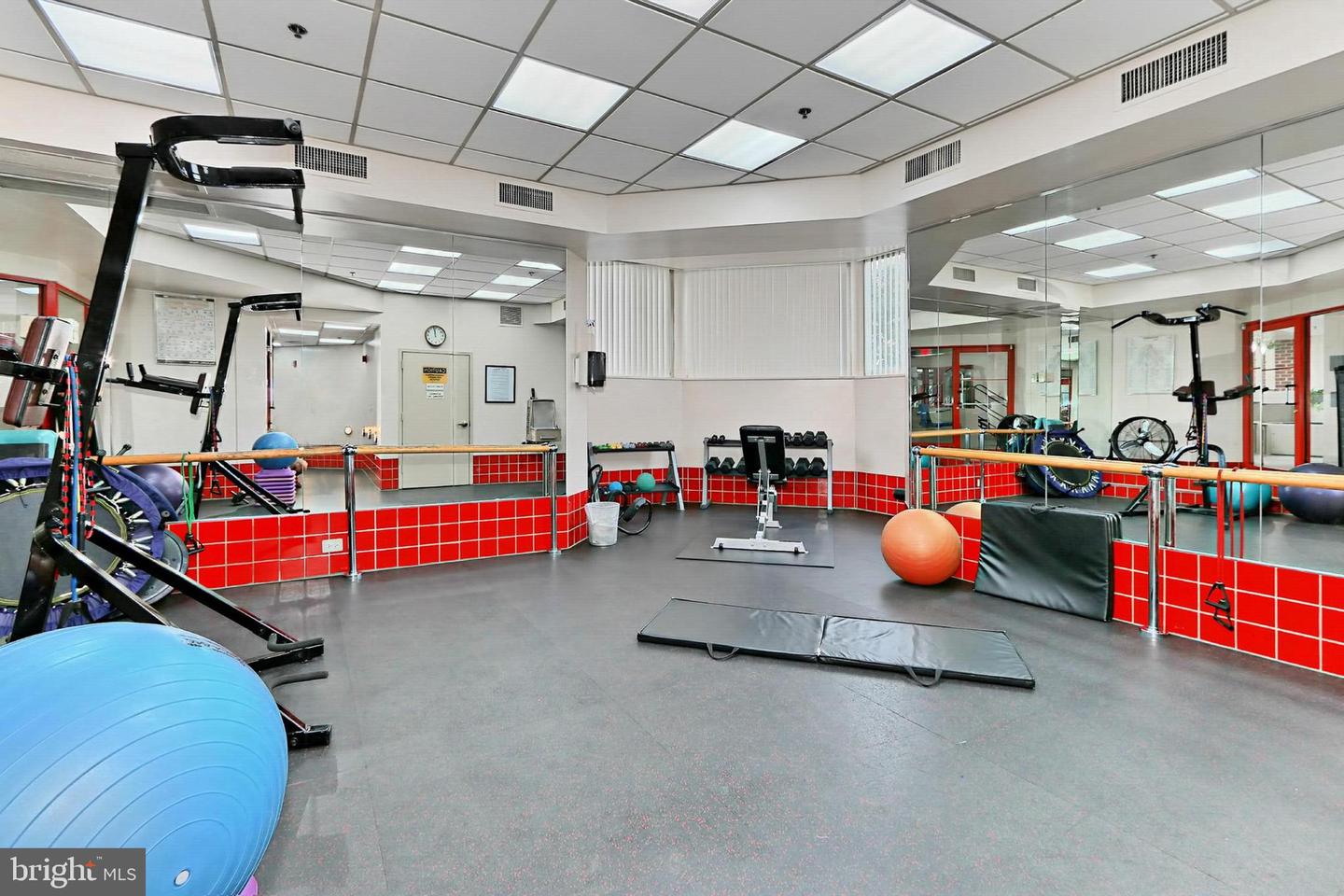 2121 JAMIESON AVE #1103, ALEXANDRIA, Virginia 22314, 3 Bedrooms Bedrooms, ,2 BathroomsBathrooms,Residential,For sale,2121 JAMIESON AVE #1103,VAAX2053362 MLS # VAAX2053362