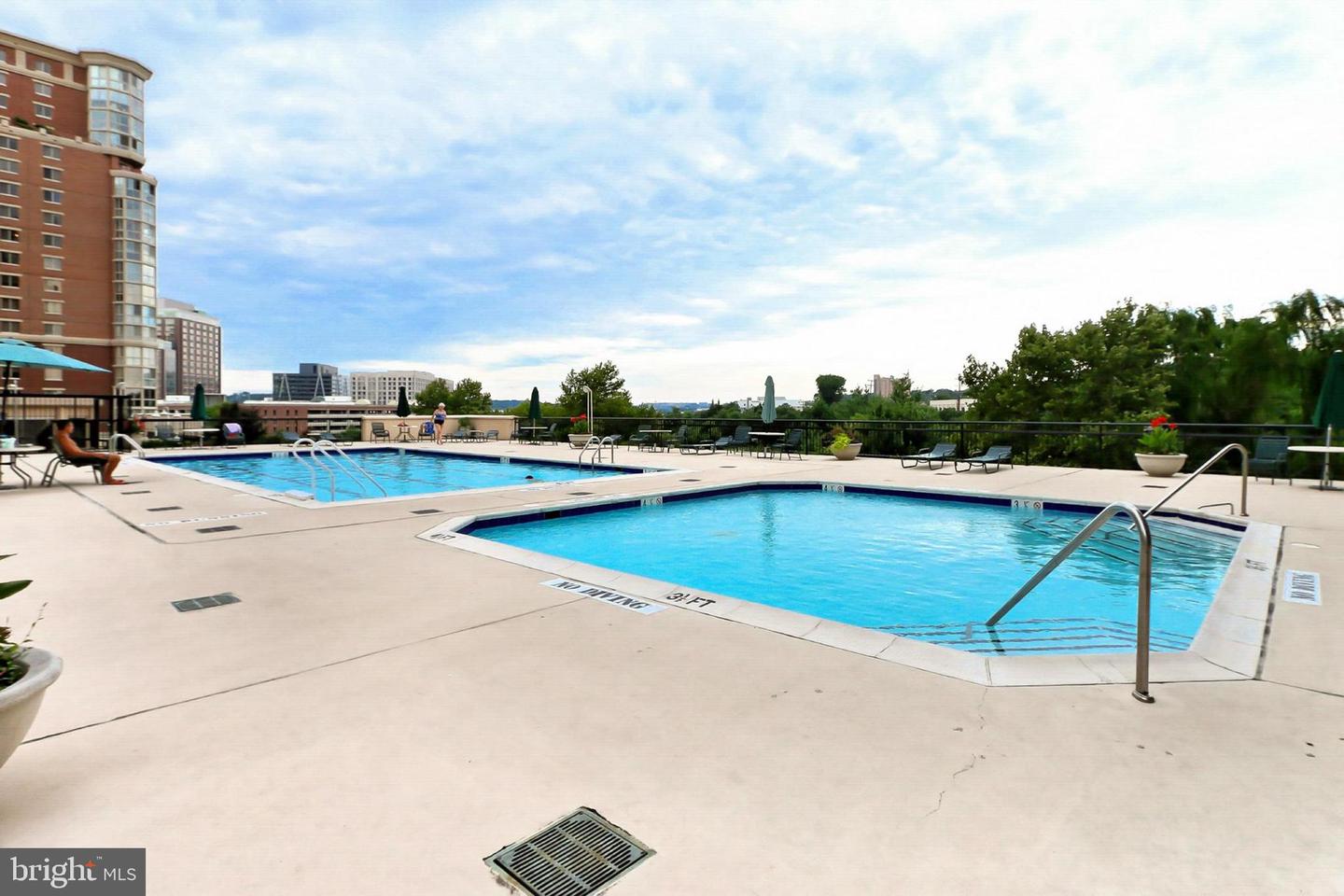 2121 JAMIESON AVE #1103, ALEXANDRIA, Virginia 22314, 3 Bedrooms Bedrooms, ,2 BathroomsBathrooms,Residential,For sale,2121 JAMIESON AVE #1103,VAAX2053362 MLS # VAAX2053362