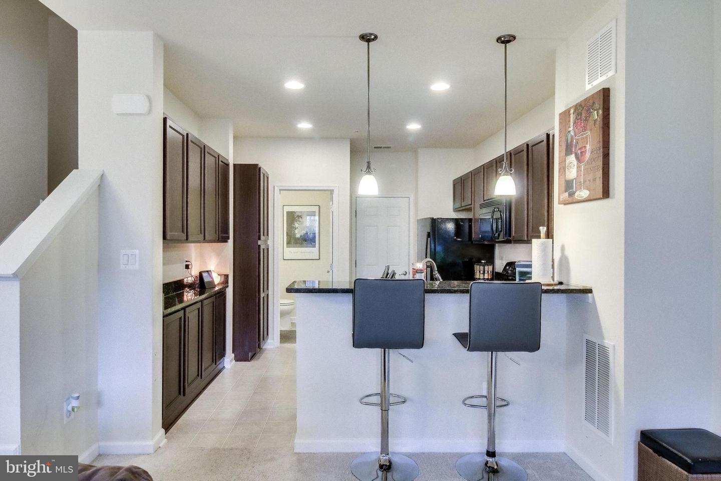 4847 DANE RIDGE CIR #87, WOODBRIDGE, Virginia 22193, 3 Bedrooms Bedrooms, 6 Rooms Rooms,2 BathroomsBathrooms,Residential,For sale,4847 DANE RIDGE CIR #87,VAPW2111042 MLS # VAPW2111042