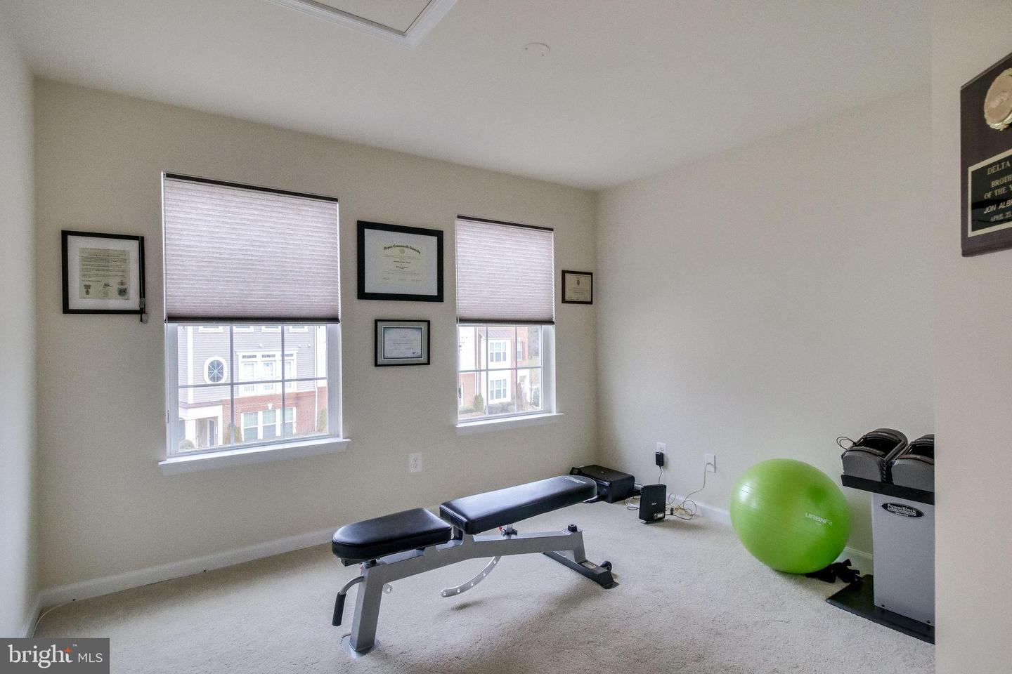 4847 DANE RIDGE CIR #87, WOODBRIDGE, Virginia 22193, 3 Bedrooms Bedrooms, 6 Rooms Rooms,2 BathroomsBathrooms,Residential,For sale,4847 DANE RIDGE CIR #87,VAPW2111042 MLS # VAPW2111042