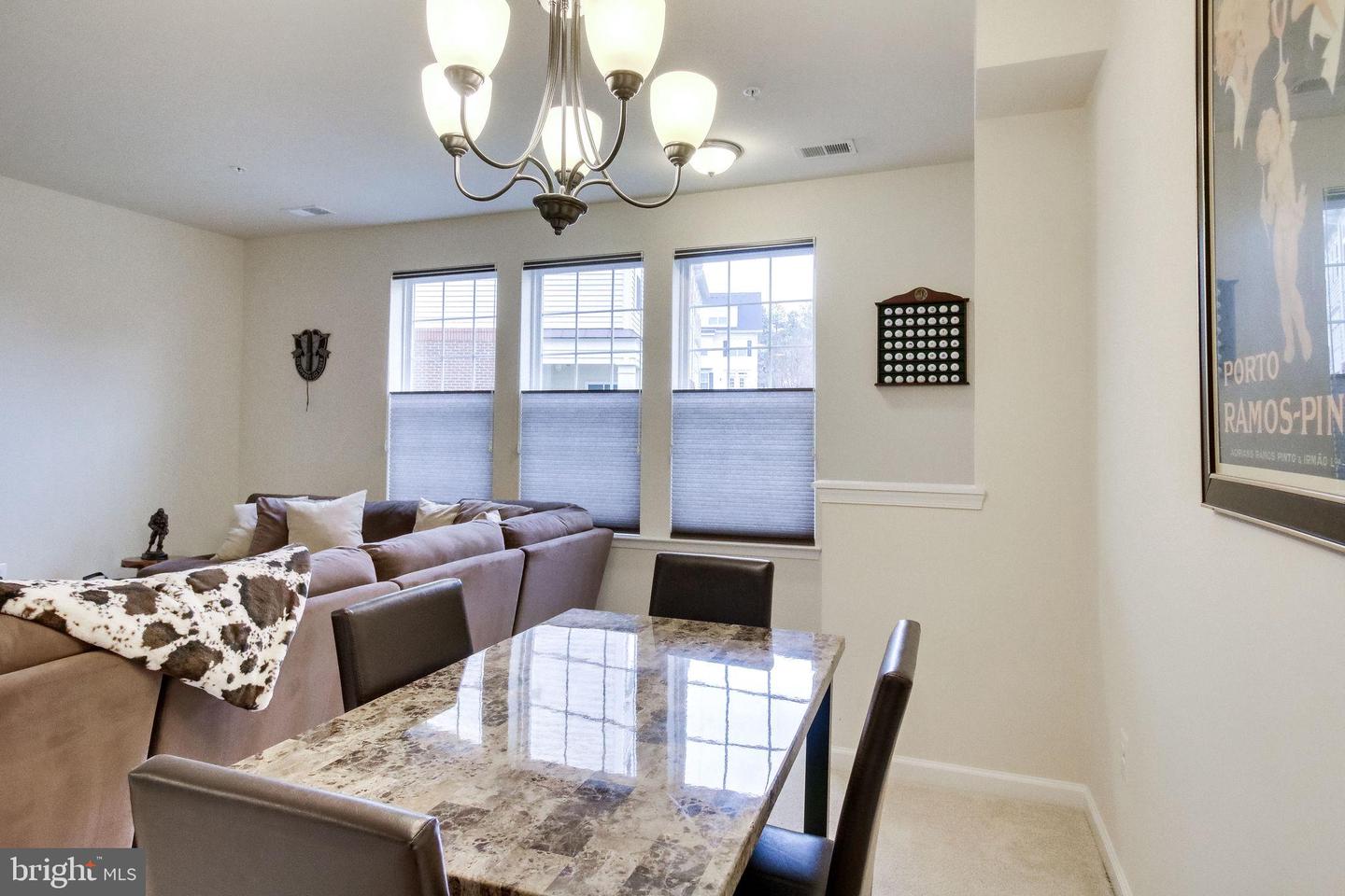 4847 DANE RIDGE CIR #87, WOODBRIDGE, Virginia 22193, 3 Bedrooms Bedrooms, 6 Rooms Rooms,2 BathroomsBathrooms,Residential,For sale,4847 DANE RIDGE CIR #87,VAPW2111042 MLS # VAPW2111042