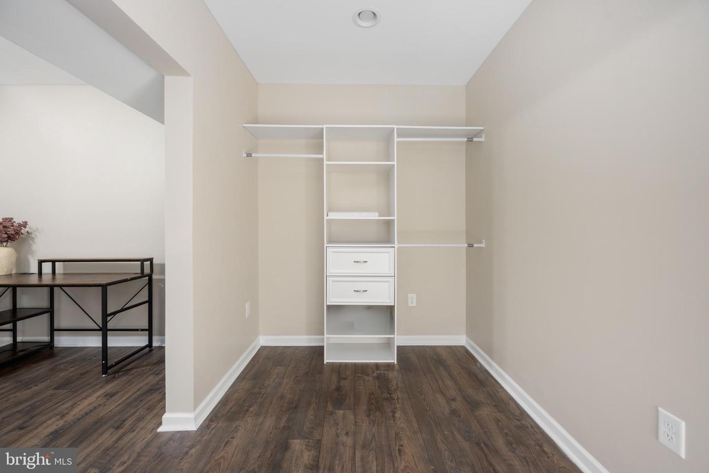 9020 ELLIS LN, SPOTSYLVANIA, Virginia 22553, 5 Bedrooms Bedrooms, 18 Rooms Rooms,3 BathroomsBathrooms,Residential,For sale,9020 ELLIS LN,VASP2038814 MLS # VASP2038814