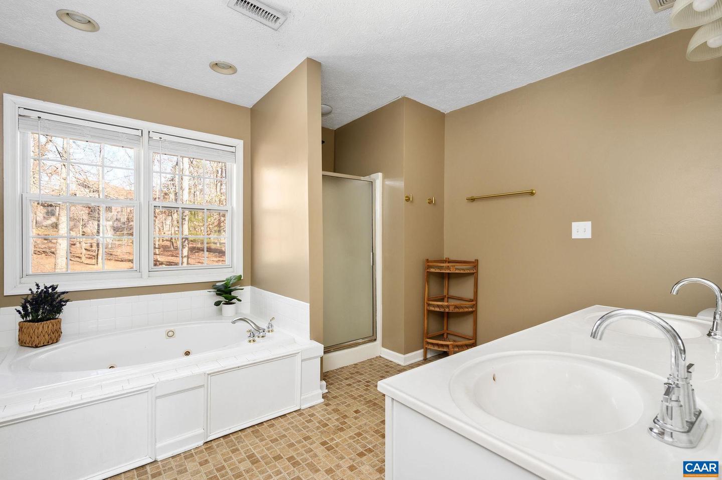 14 WOODLAWN DR, PALMYRA, Virginia 22963, 4 Bedrooms Bedrooms, ,2 BathroomsBathrooms,Residential,For sale,14 WOODLAWN DR,672745 MLS # 672745