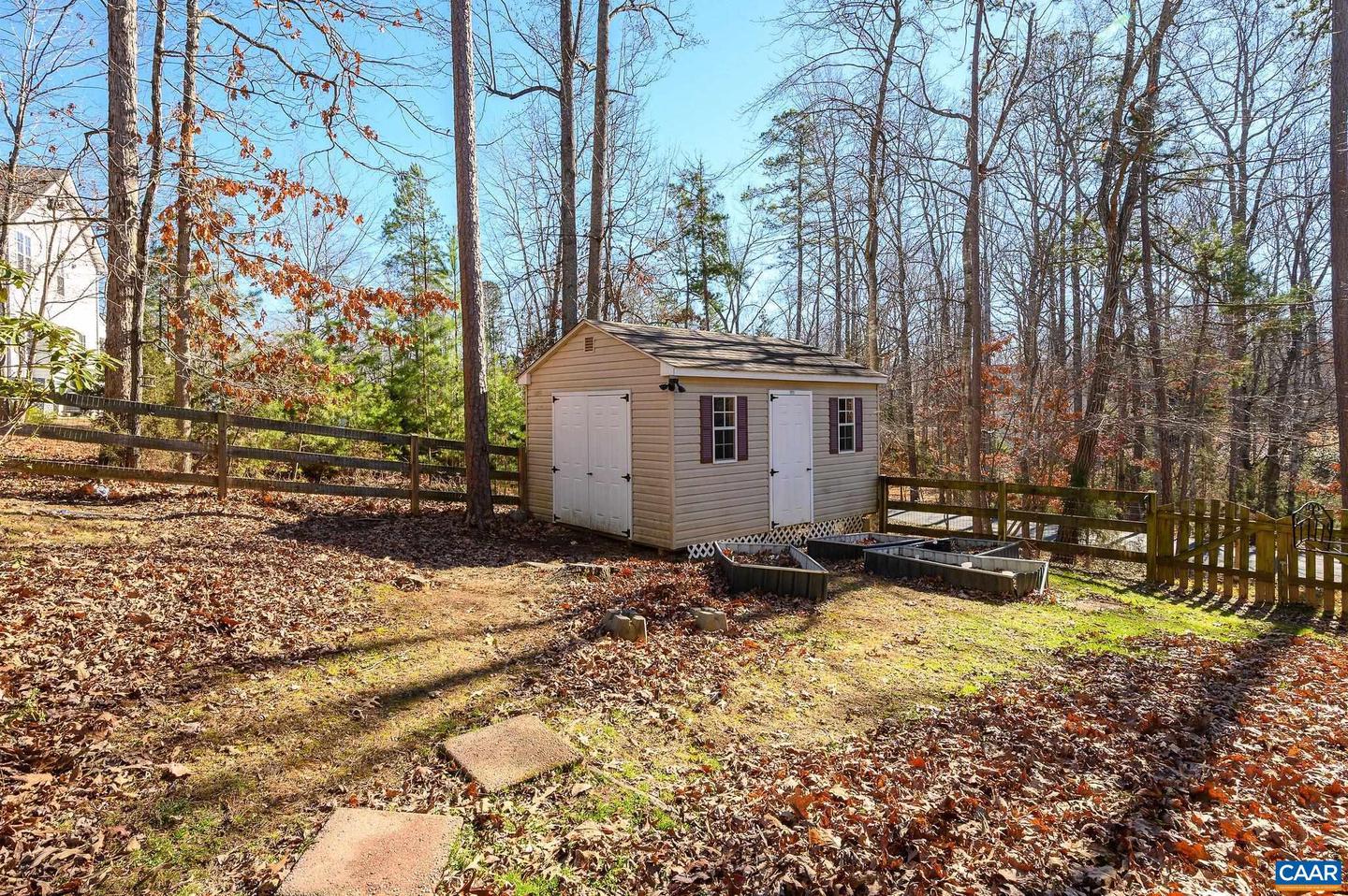 14 WOODLAWN DR, PALMYRA, Virginia 22963, 4 Bedrooms Bedrooms, ,2 BathroomsBathrooms,Residential,For sale,14 WOODLAWN DR,672745 MLS # 672745