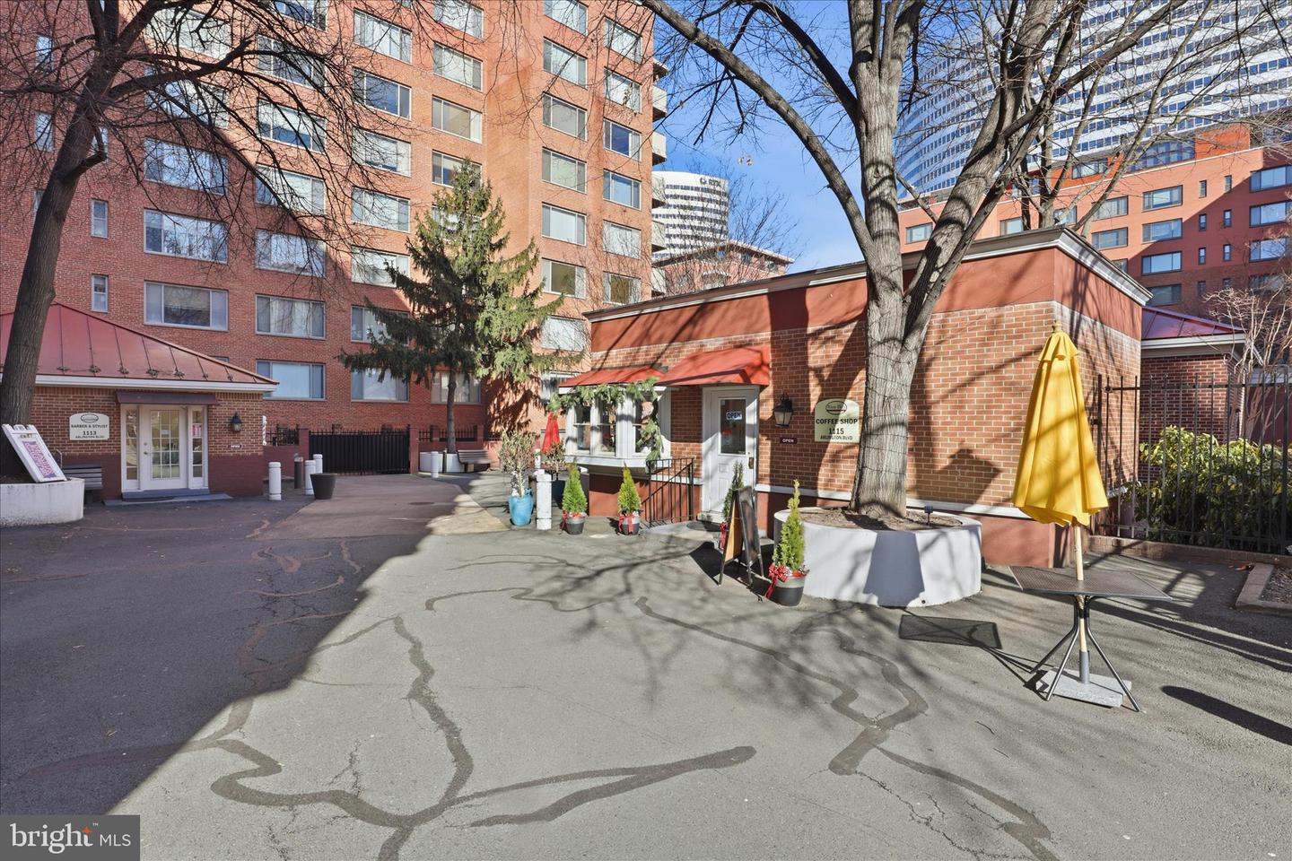 1111 ARLINGTON BLVD #646, ARLINGTON, Virginia 22209, ,Residential,For sale,1111 ARLINGTON BLVD #646,VAAR2068052 MLS # VAAR2068052