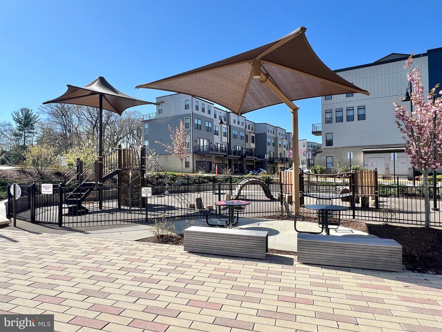 1669 BANDIT LOOP #109A, RESTON, Virginia 20190, 2 Bedrooms Bedrooms, ,2 BathroomsBathrooms,Residential,For sale,1669 BANDIT LOOP #109A,VAFX2287324 MLS # VAFX2287324