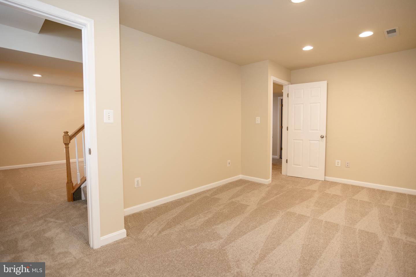 10021 HUME CT, BRISTOW, Virginia 20136, 4 Bedrooms Bedrooms, 16 Rooms Rooms,3 BathroomsBathrooms,Residential,For sale,10021 HUME CT,VAPW2111156 MLS # VAPW2111156