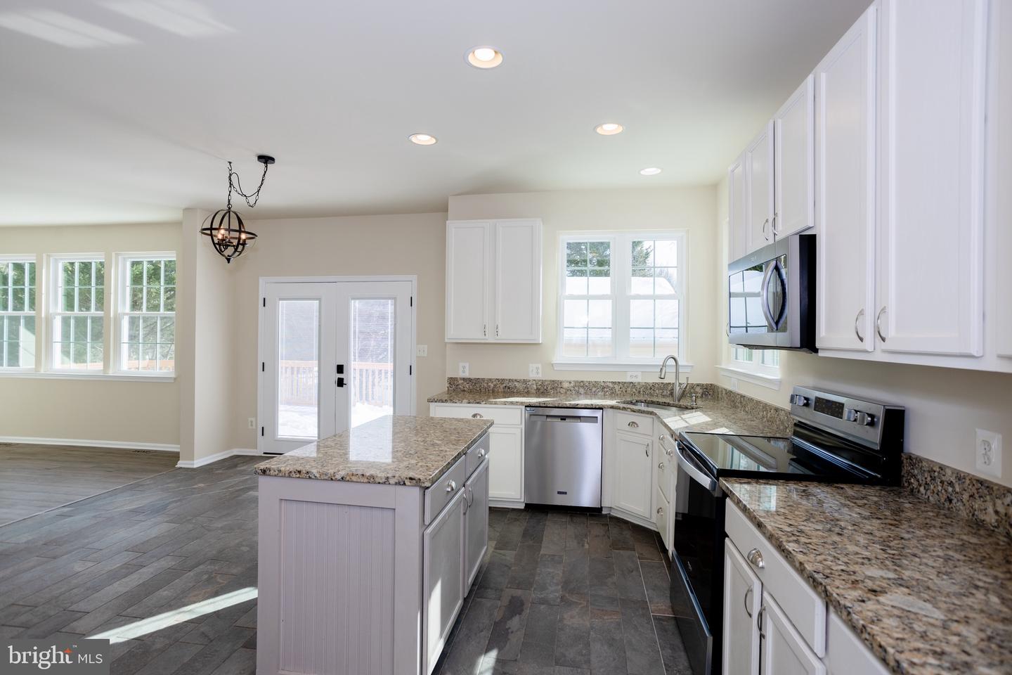 10021 HUME CT, BRISTOW, Virginia 20136, 4 Bedrooms Bedrooms, 16 Rooms Rooms,3 BathroomsBathrooms,Residential,For sale,10021 HUME CT,VAPW2111156 MLS # VAPW2111156