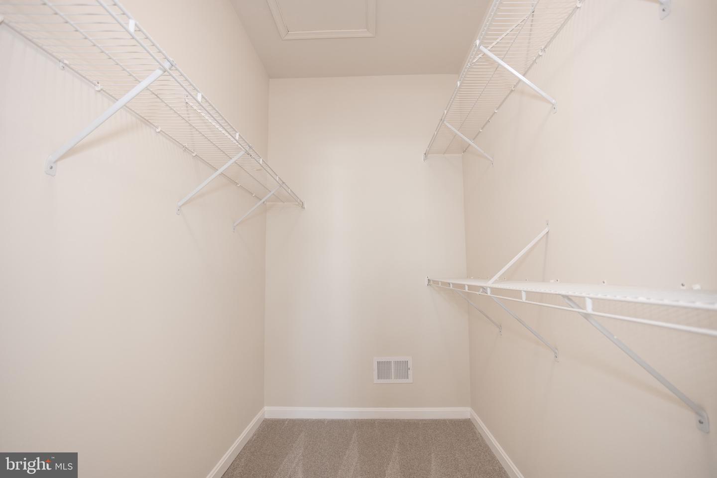 10021 HUME CT, BRISTOW, Virginia 20136, 4 Bedrooms Bedrooms, 16 Rooms Rooms,3 BathroomsBathrooms,Residential,For sale,10021 HUME CT,VAPW2111156 MLS # VAPW2111156