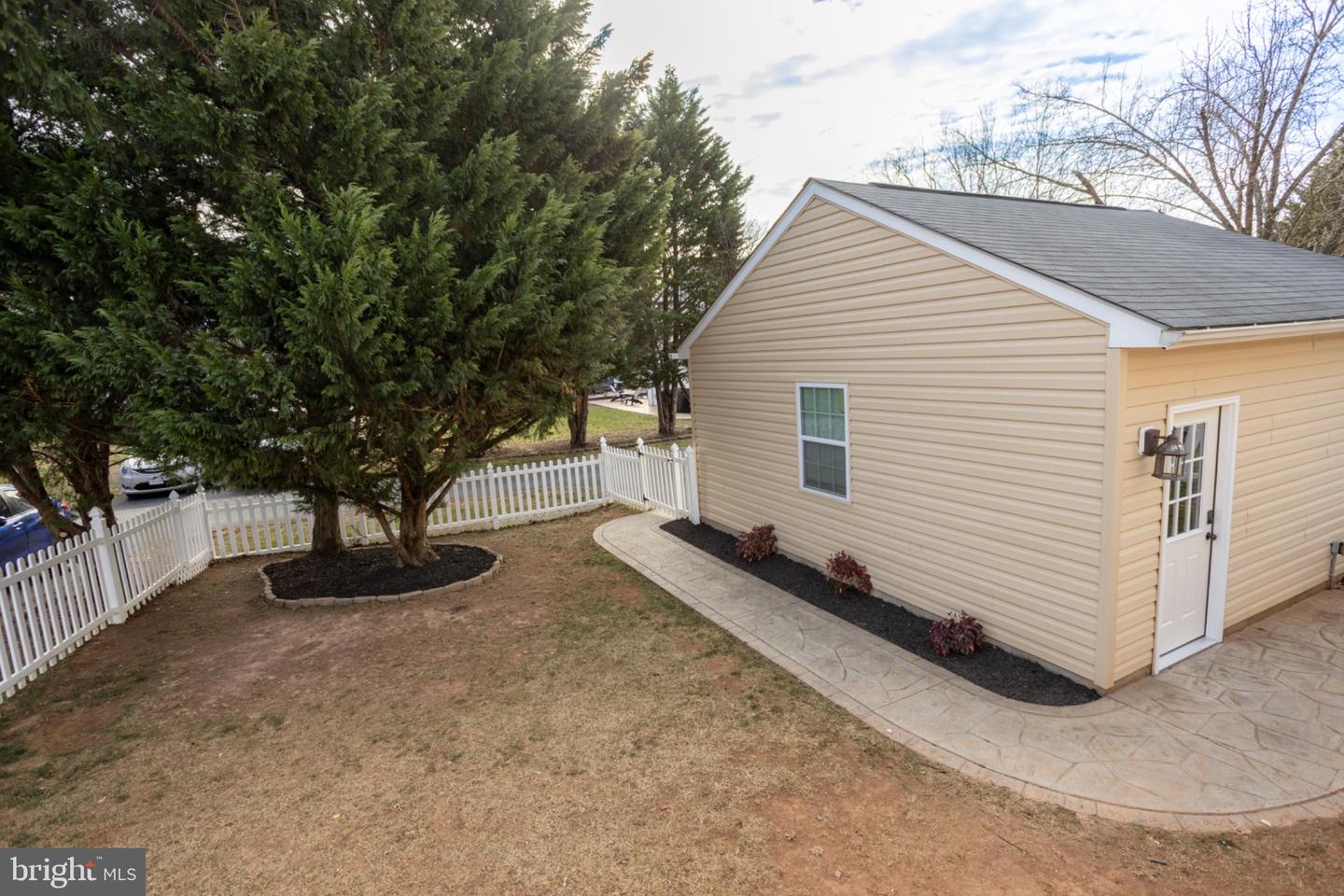 10021 HUME CT, BRISTOW, Virginia 20136, 4 Bedrooms Bedrooms, 16 Rooms Rooms,3 BathroomsBathrooms,Residential,For sale,10021 HUME CT,VAPW2111156 MLS # VAPW2111156