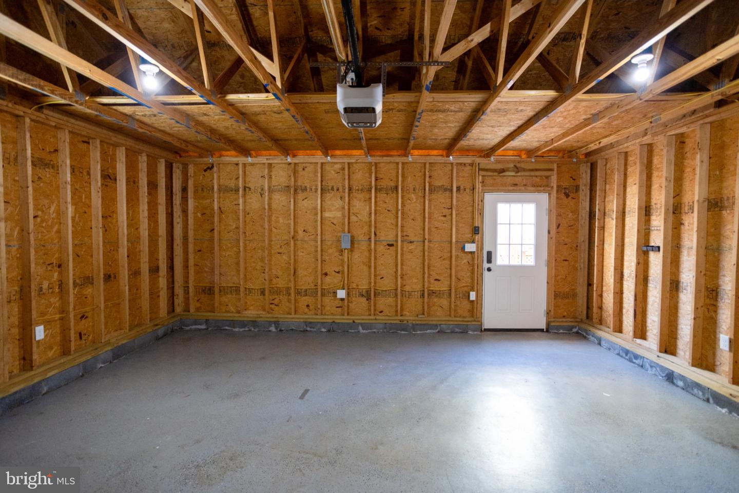 10021 HUME CT, BRISTOW, Virginia 20136, 4 Bedrooms Bedrooms, 16 Rooms Rooms,3 BathroomsBathrooms,Residential,For sale,10021 HUME CT,VAPW2111156 MLS # VAPW2111156