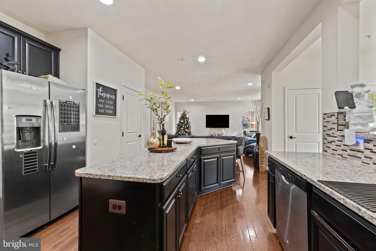 17857 SUGARBERRY RD, DUMFRIES, Virginia 22026, 4 Bedrooms Bedrooms, ,3 BathroomsBathrooms,Residential,For sale,17857 SUGARBERRY RD,VAPW2111192 MLS # VAPW2111192