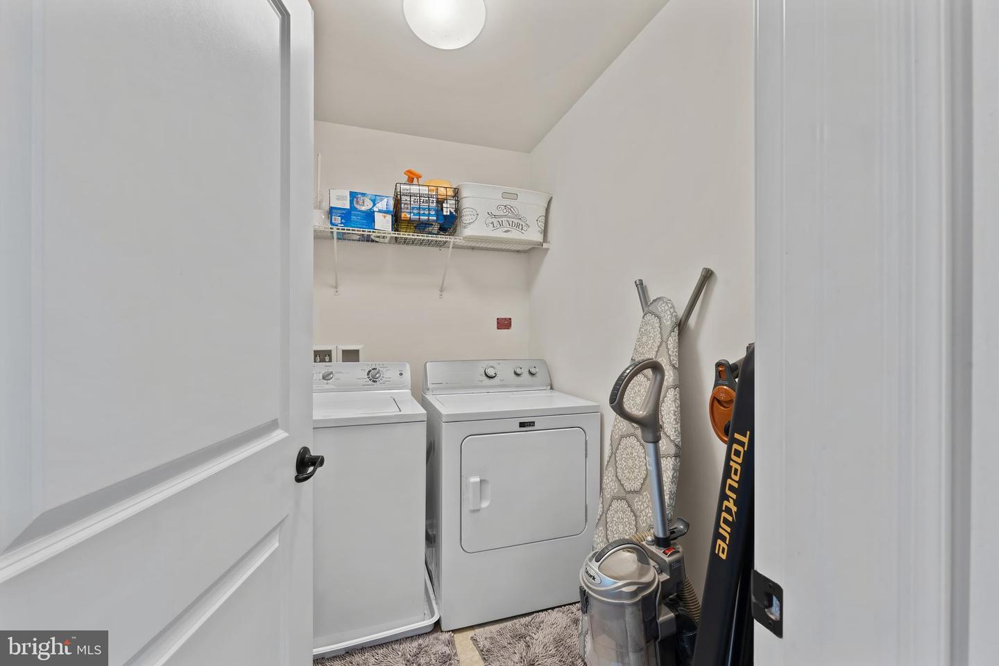 17857 SUGARBERRY RD, DUMFRIES, Virginia 22026, 4 Bedrooms Bedrooms, ,3 BathroomsBathrooms,Residential,For sale,17857 SUGARBERRY RD,VAPW2111192 MLS # VAPW2111192