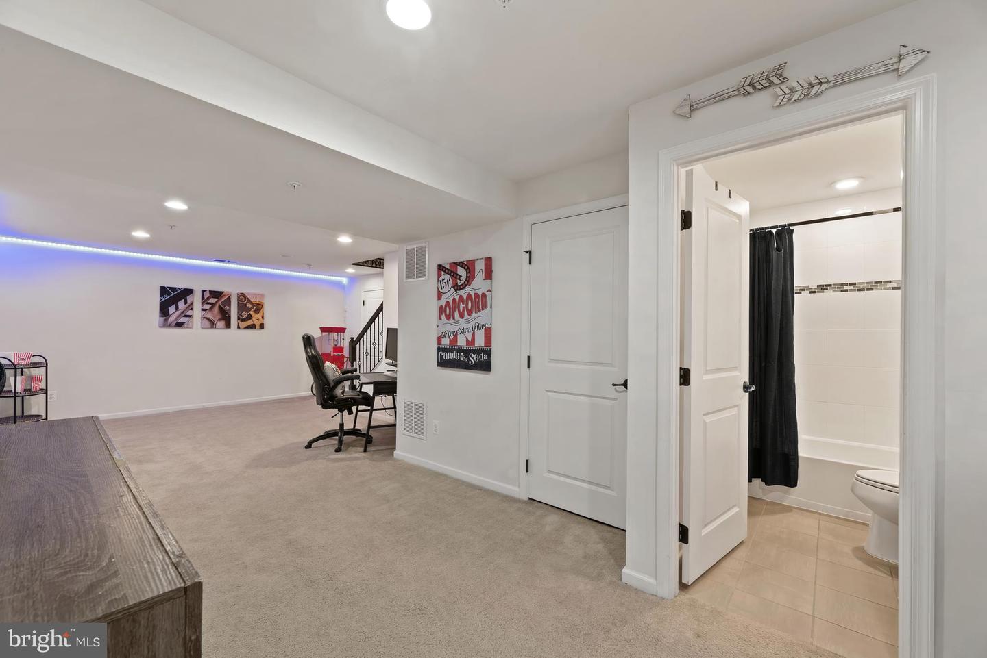 17857 SUGARBERRY RD, DUMFRIES, Virginia 22026, 4 Bedrooms Bedrooms, ,3 BathroomsBathrooms,Residential,For sale,17857 SUGARBERRY RD,VAPW2111192 MLS # VAPW2111192