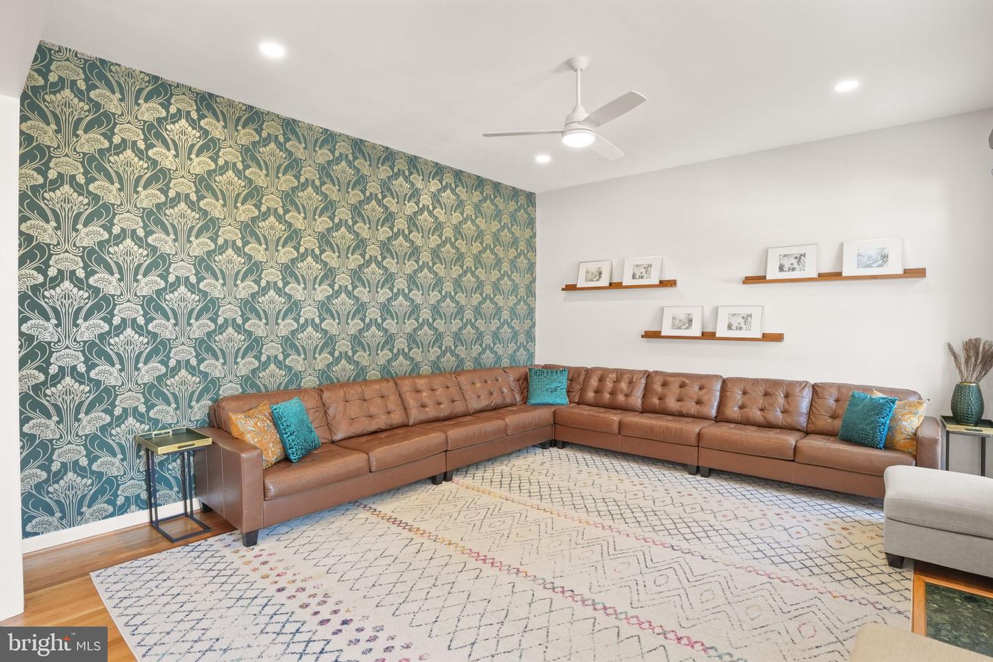 7204 GRAY HEIGHTS CT, ALEXANDRIA, Virginia 22315, 5 Bedrooms Bedrooms, ,4 BathroomsBathrooms,Residential,For sale,7204 GRAY HEIGHTS CT,VAFX2287478 MLS # VAFX2287478