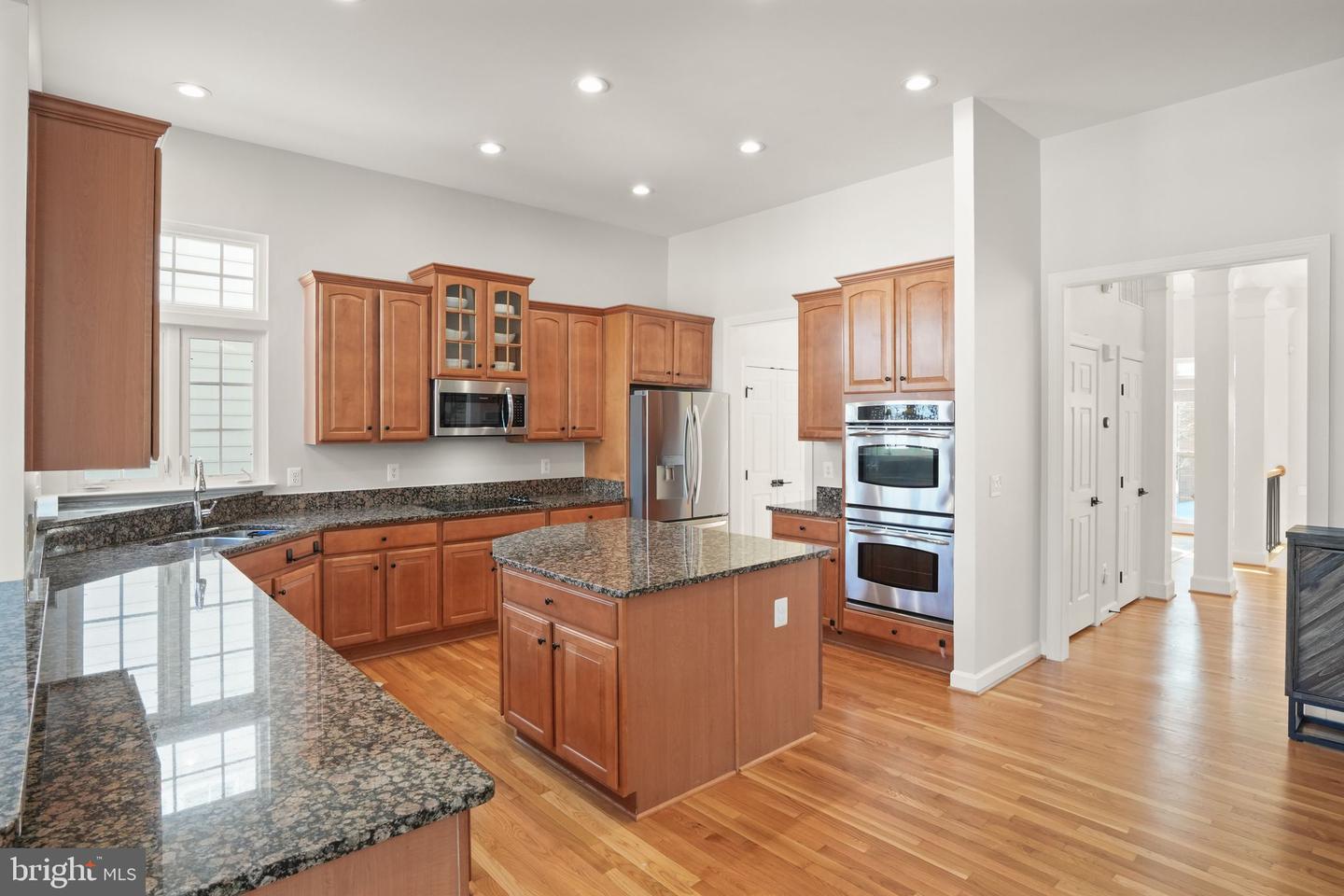 7204 GRAY HEIGHTS CT, ALEXANDRIA, Virginia 22315, 5 Bedrooms Bedrooms, ,4 BathroomsBathrooms,Residential,For sale,7204 GRAY HEIGHTS CT,VAFX2287478 MLS # VAFX2287478