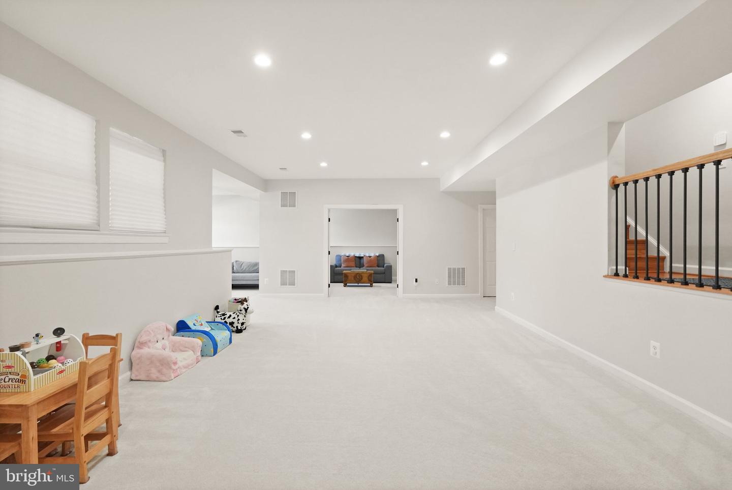 7204 GRAY HEIGHTS CT, ALEXANDRIA, Virginia 22315, 5 Bedrooms Bedrooms, ,4 BathroomsBathrooms,Residential,For sale,7204 GRAY HEIGHTS CT,VAFX2287478 MLS # VAFX2287478