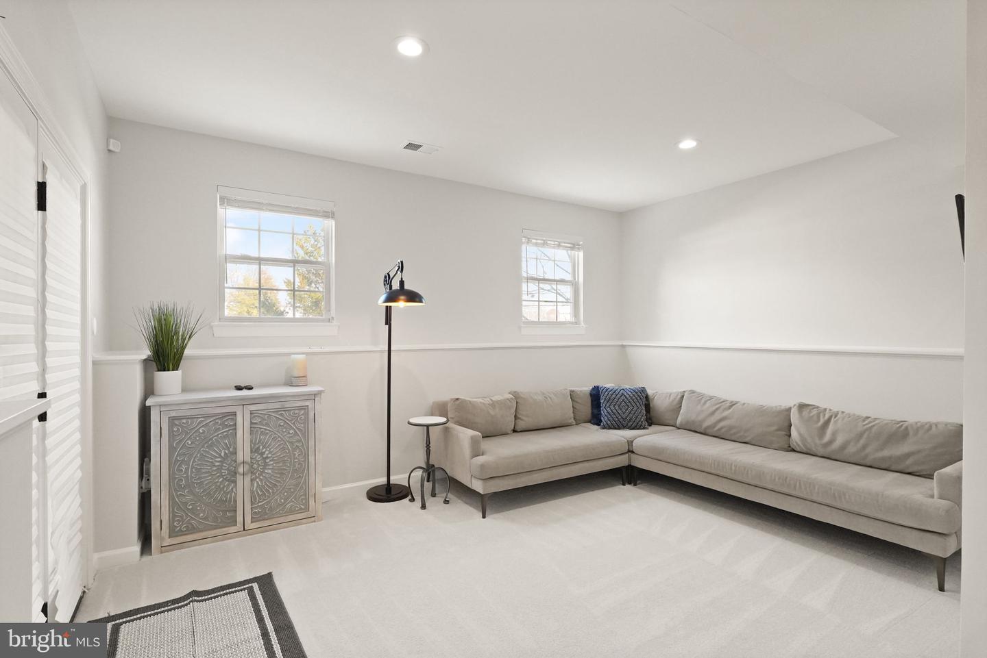 7204 GRAY HEIGHTS CT, ALEXANDRIA, Virginia 22315, 5 Bedrooms Bedrooms, ,4 BathroomsBathrooms,Residential,For sale,7204 GRAY HEIGHTS CT,VAFX2287478 MLS # VAFX2287478