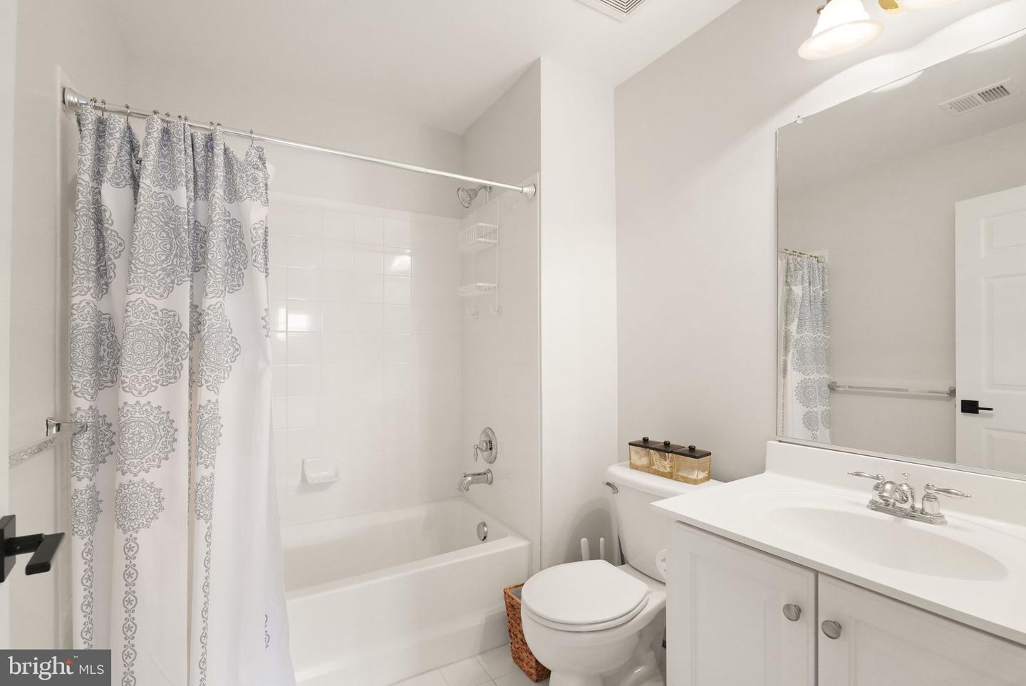 7204 GRAY HEIGHTS CT, ALEXANDRIA, Virginia 22315, 5 Bedrooms Bedrooms, ,4 BathroomsBathrooms,Residential,For sale,7204 GRAY HEIGHTS CT,VAFX2287478 MLS # VAFX2287478