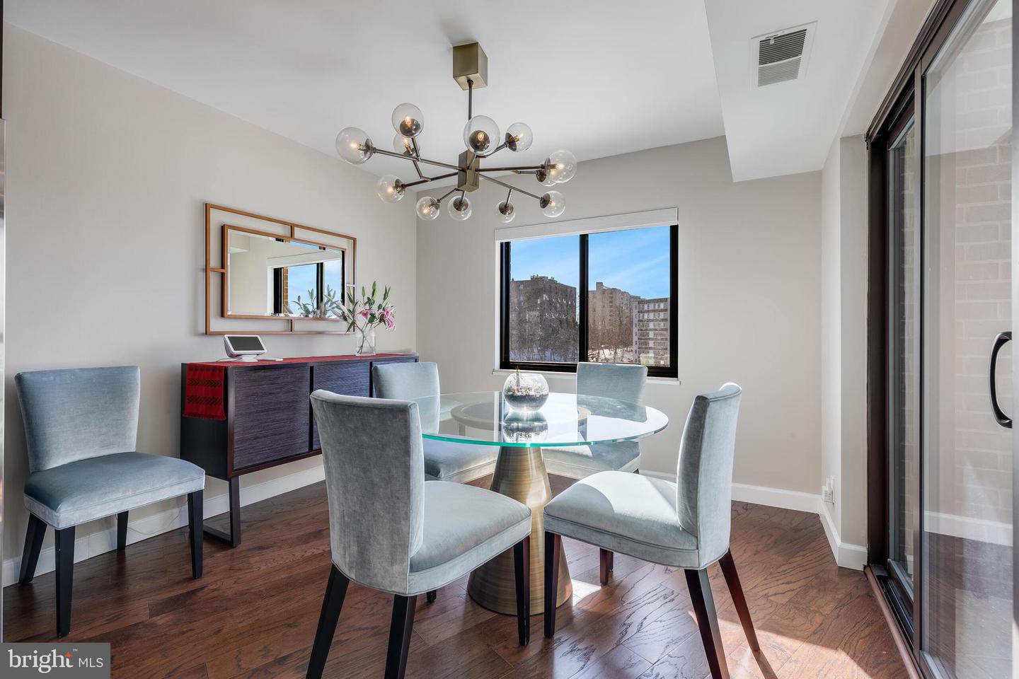 1600 N OAK ST #622, ARLINGTON, Virginia 22209, 2 Bedrooms Bedrooms, ,2 BathroomsBathrooms,Residential,For sale,1600 N OAK ST #622,VAAR2068094 MLS # VAAR2068094