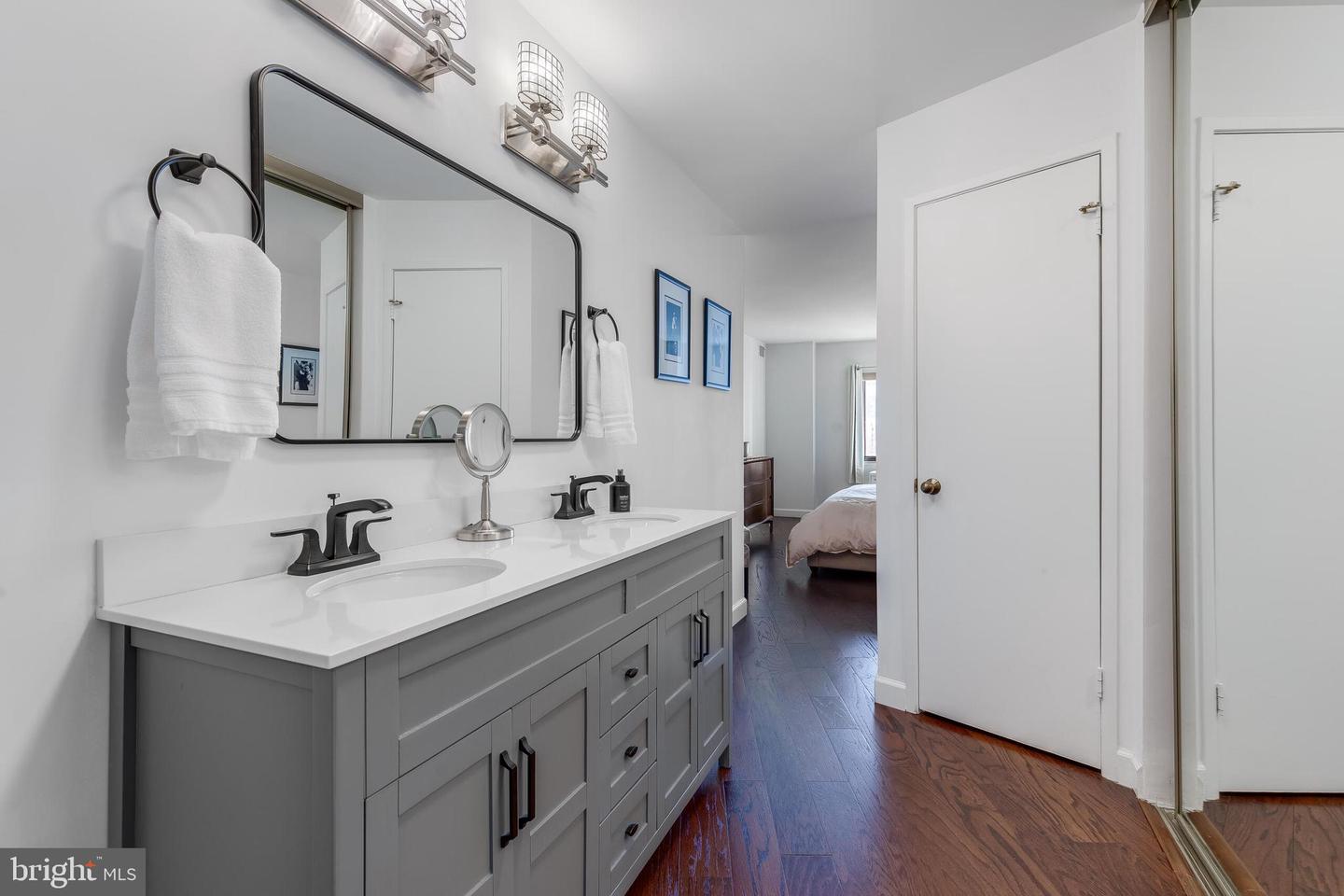 1600 N OAK ST #622, ARLINGTON, Virginia 22209, 2 Bedrooms Bedrooms, ,2 BathroomsBathrooms,Residential,For sale,1600 N OAK ST #622,VAAR2068094 MLS # VAAR2068094