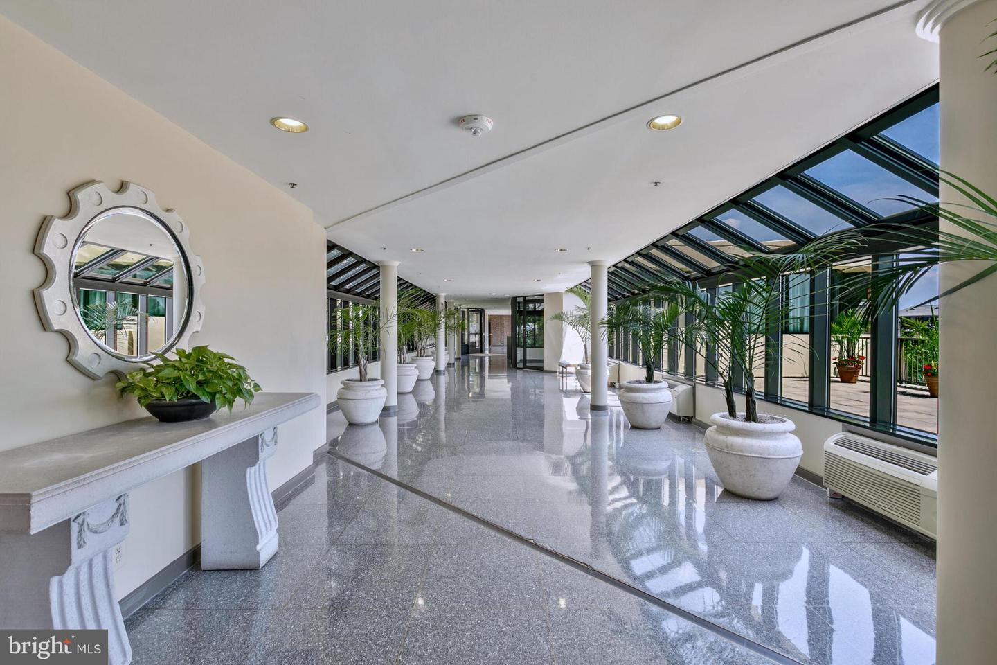 1600 N OAK ST #622, ARLINGTON, Virginia 22209, 2 Bedrooms Bedrooms, ,2 BathroomsBathrooms,Residential,For sale,1600 N OAK ST #622,VAAR2068094 MLS # VAAR2068094