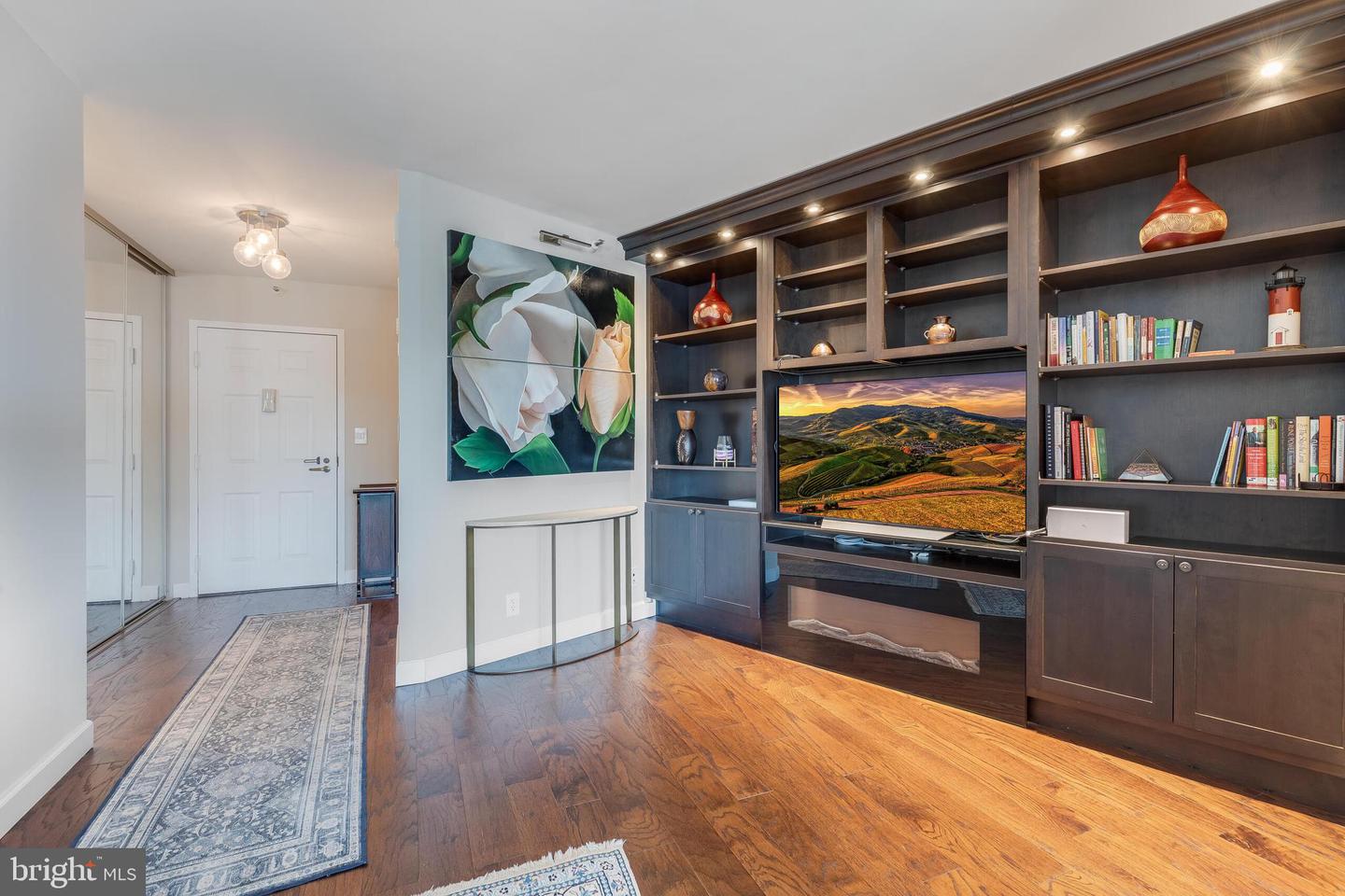 1600 N OAK ST #622, ARLINGTON, Virginia 22209, 2 Bedrooms Bedrooms, ,2 BathroomsBathrooms,Residential,For sale,1600 N OAK ST #622,VAAR2068094 MLS # VAAR2068094