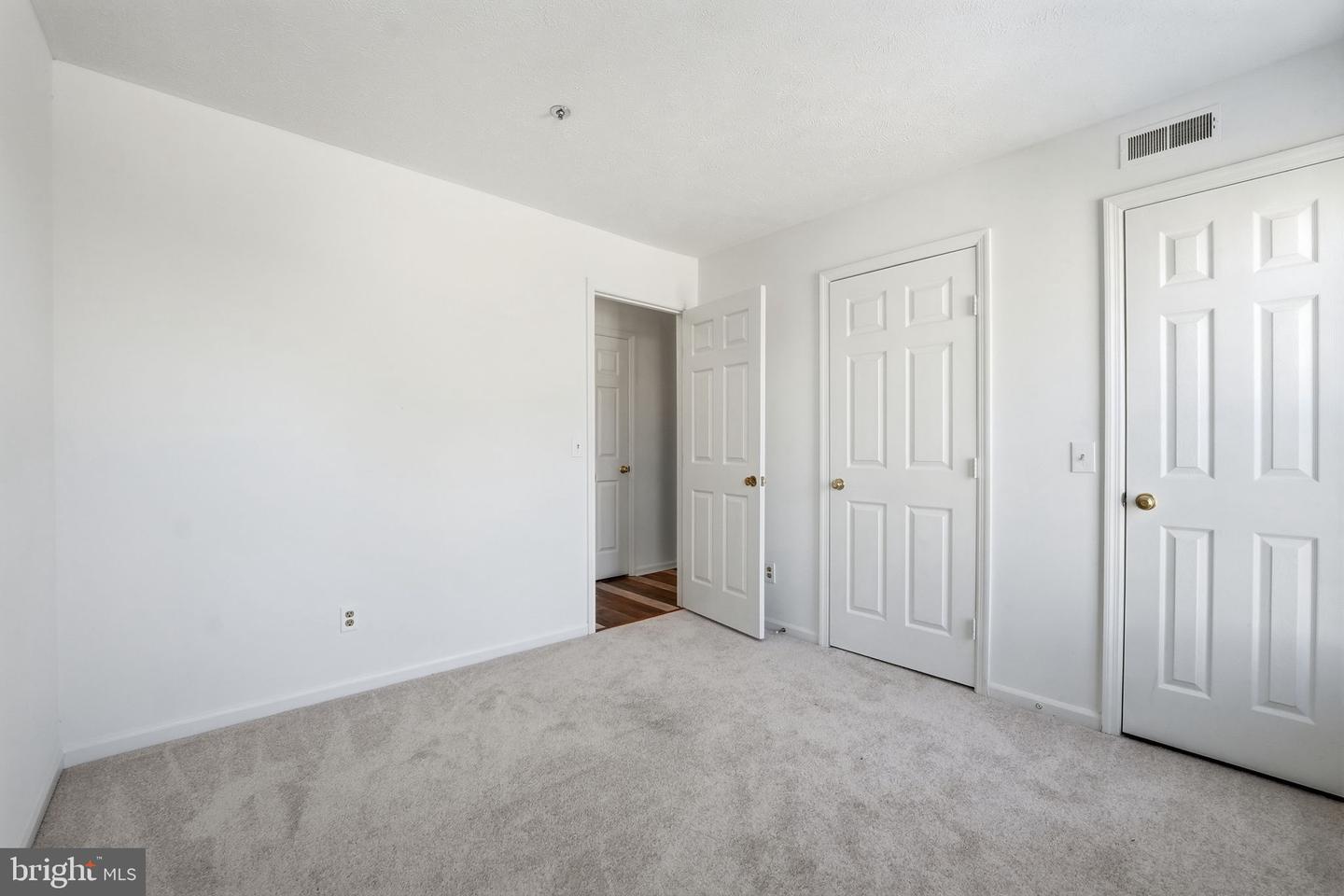 12286 ASHMONT CT #303, WOODBRIDGE, Virginia 22192, 2 Bedrooms Bedrooms, ,2 BathroomsBathrooms,Residential,For sale,12286 ASHMONT CT #303,VAPW2111268 MLS # VAPW2111268