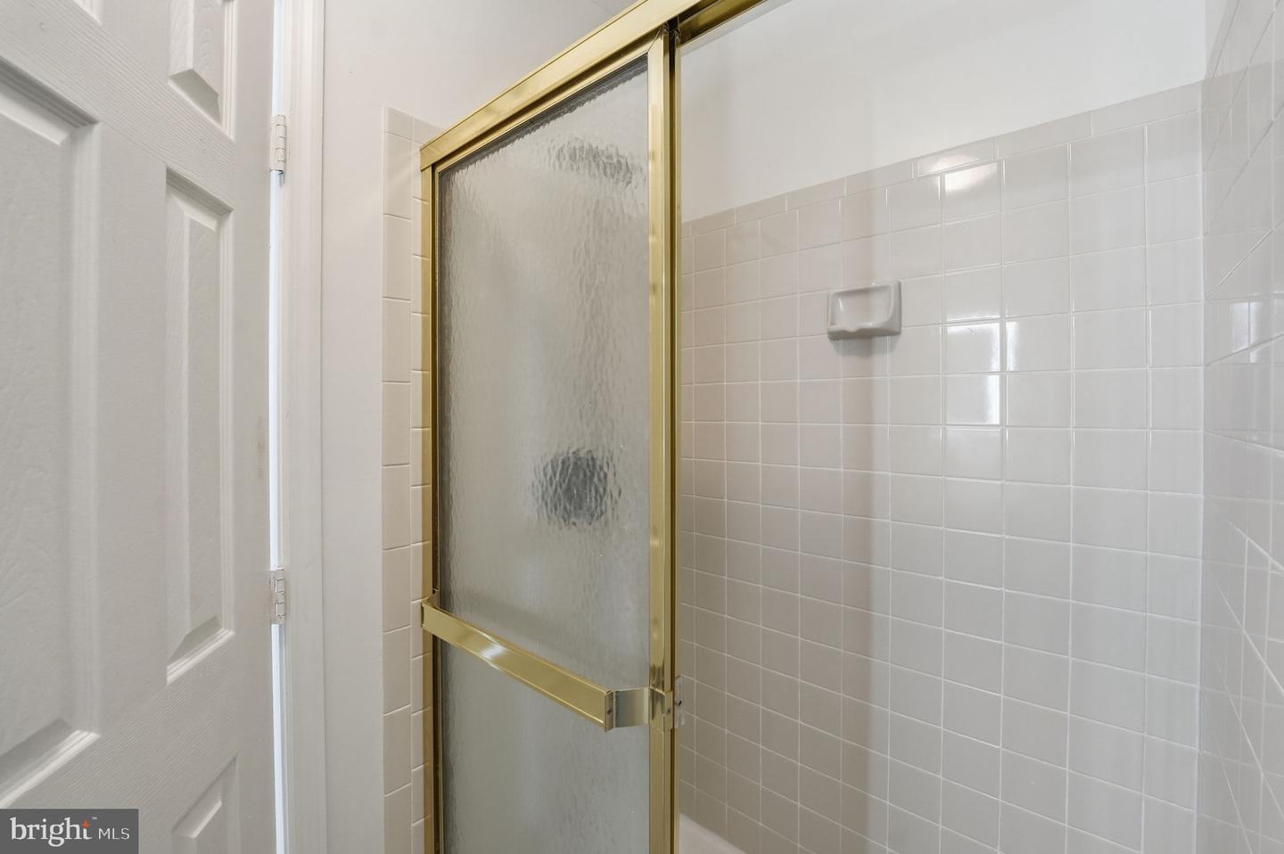 12286 ASHMONT CT #303, WOODBRIDGE, Virginia 22192, 2 Bedrooms Bedrooms, ,2 BathroomsBathrooms,Residential,For sale,12286 ASHMONT CT #303,VAPW2111268 MLS # VAPW2111268