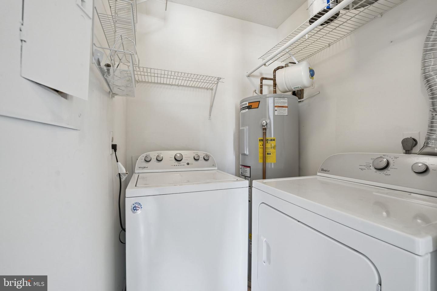 12286 ASHMONT CT #303, WOODBRIDGE, Virginia 22192, 2 Bedrooms Bedrooms, ,2 BathroomsBathrooms,Residential,For sale,12286 ASHMONT CT #303,VAPW2111268 MLS # VAPW2111268