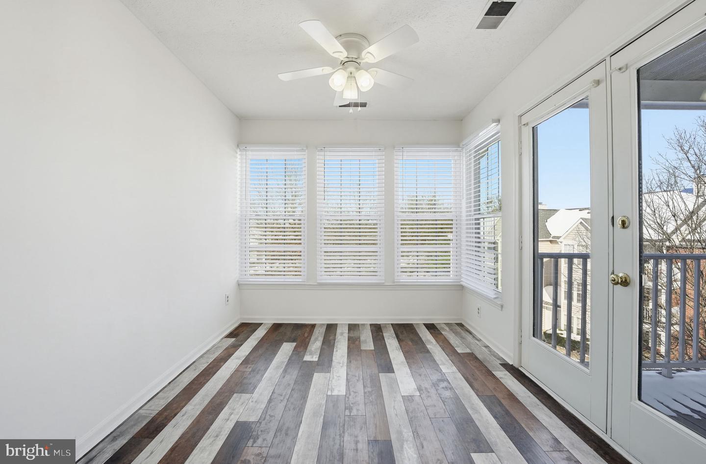 12286 ASHMONT CT #303, WOODBRIDGE, Virginia 22192, 2 Bedrooms Bedrooms, ,2 BathroomsBathrooms,Residential,For sale,12286 ASHMONT CT #303,VAPW2111268 MLS # VAPW2111268