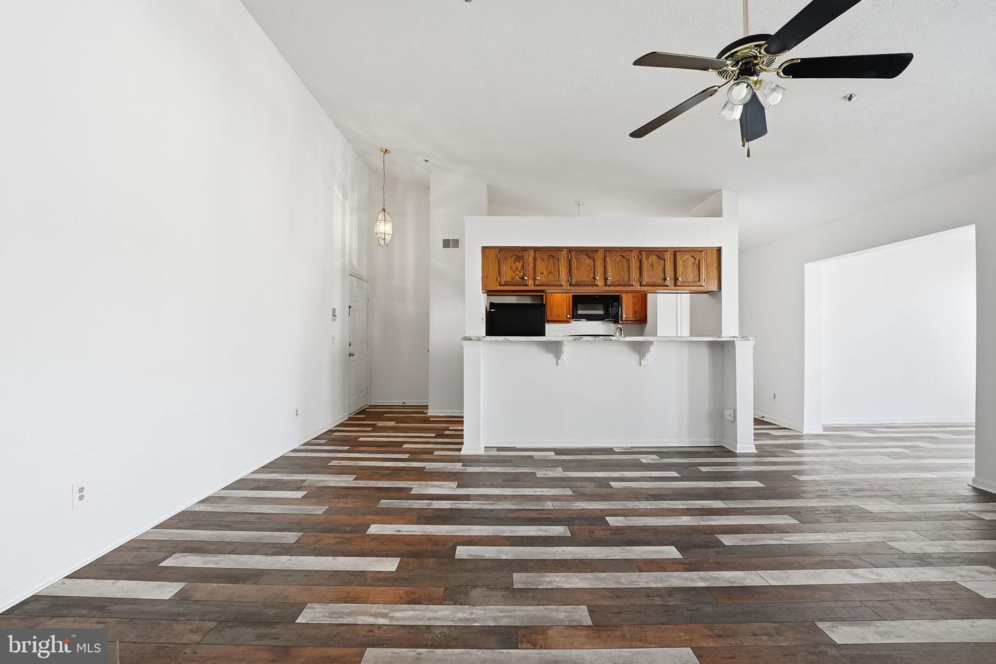 12286 ASHMONT CT #303, WOODBRIDGE, Virginia 22192, 2 Bedrooms Bedrooms, ,2 BathroomsBathrooms,Residential,For sale,12286 ASHMONT CT #303,VAPW2111268 MLS # VAPW2111268