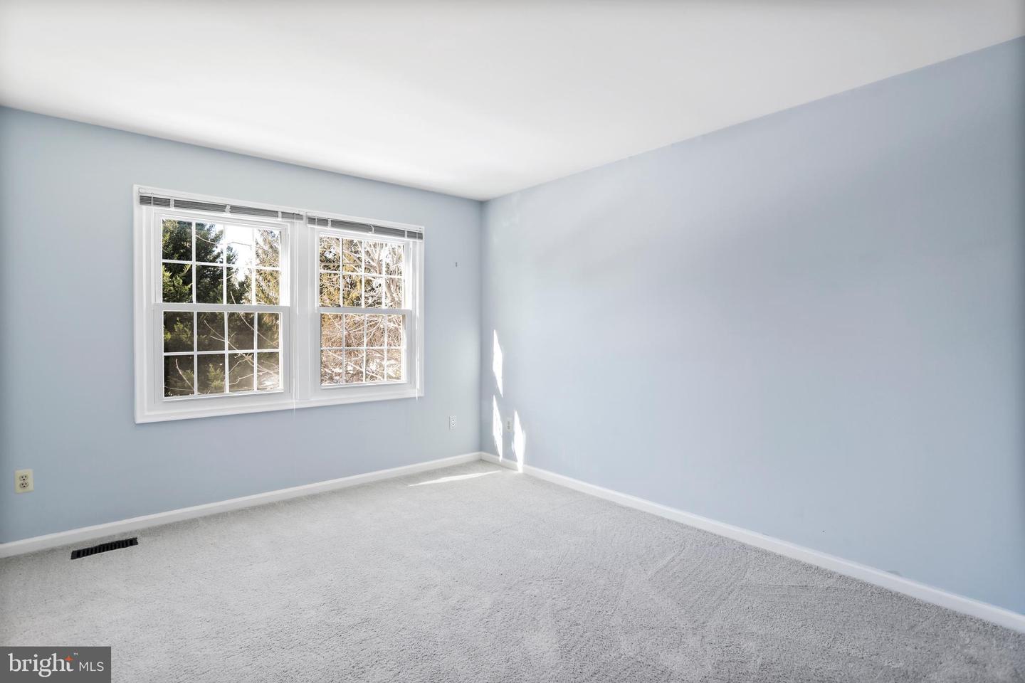 21799 LEATHERLEAF CIR, STERLING, Virginia 20164, 2 Bedrooms Bedrooms, ,2 BathroomsBathrooms,Residential,For sale,21799 LEATHERLEAF CIR,VALO2114678 MLS # VALO2114678