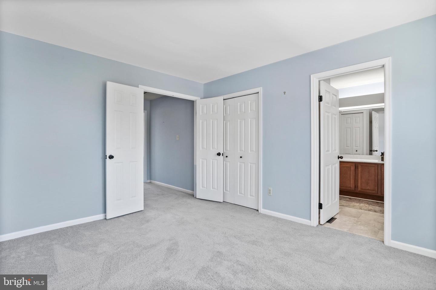 21799 LEATHERLEAF CIR, STERLING, Virginia 20164, 2 Bedrooms Bedrooms, ,2 BathroomsBathrooms,Residential,For sale,21799 LEATHERLEAF CIR,VALO2114678 MLS # VALO2114678