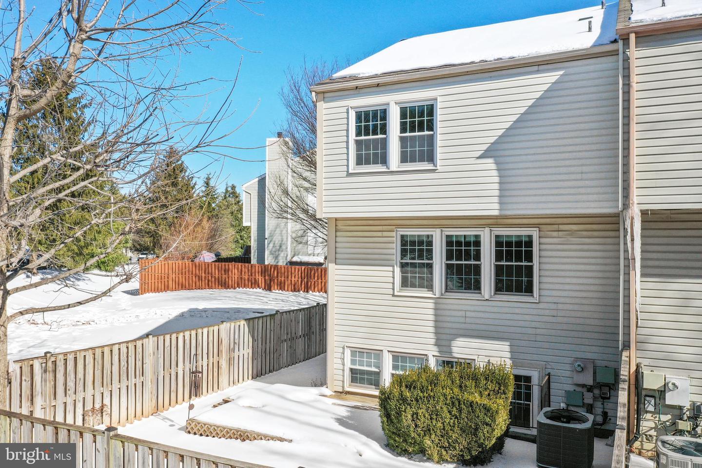 21799 LEATHERLEAF CIR, STERLING, Virginia 20164, 2 Bedrooms Bedrooms, ,2 BathroomsBathrooms,Residential,For sale,21799 LEATHERLEAF CIR,VALO2114678 MLS # VALO2114678