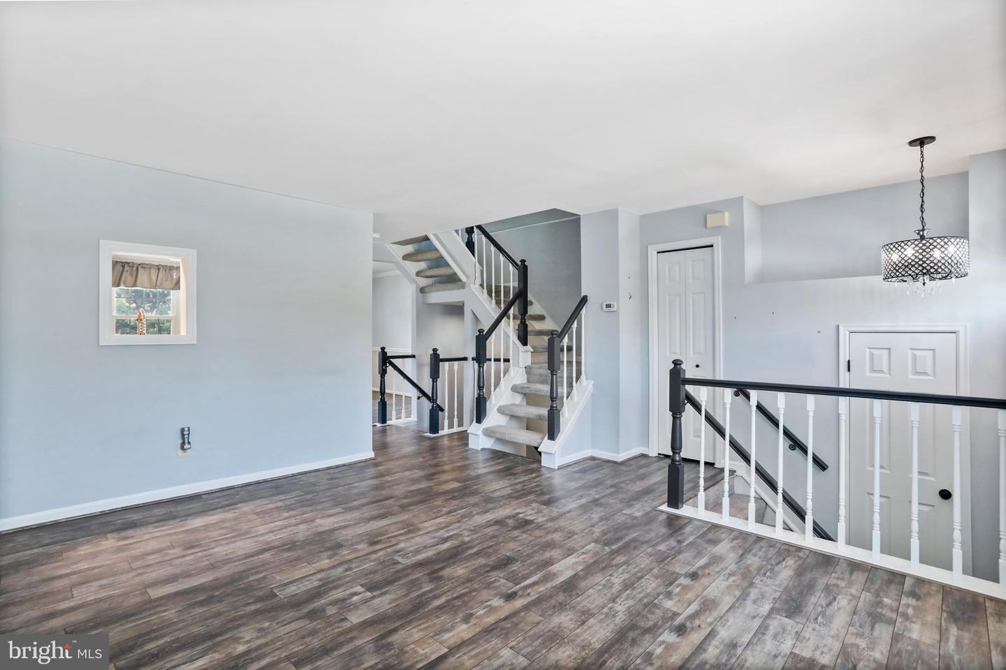 21799 LEATHERLEAF CIR, STERLING, Virginia 20164, 2 Bedrooms Bedrooms, ,2 BathroomsBathrooms,Residential,For sale,21799 LEATHERLEAF CIR,VALO2114678 MLS # VALO2114678