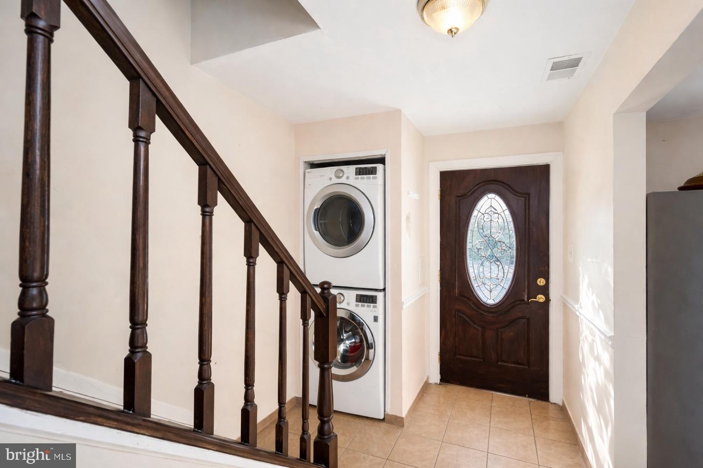 14782 CANDLEWOOD CT, WOODBRIDGE, Virginia 22191, 4 Bedrooms Bedrooms, 13 Rooms Rooms,3 BathroomsBathrooms,Residential,For sale,14782 CANDLEWOOD CT,VAPW2111320 MLS # VAPW2111320